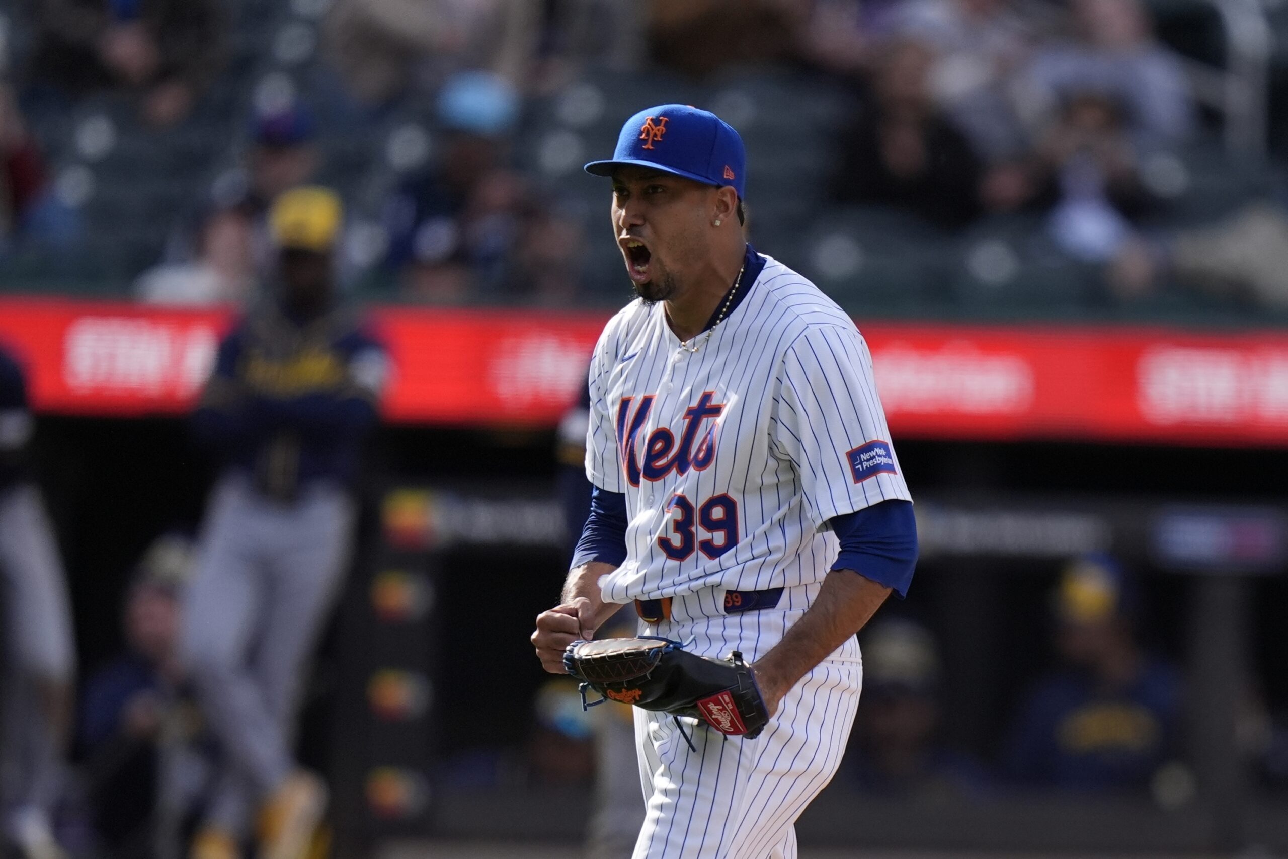 boricua-edwin-diaz-sounded-the-trumpets-at-citi-field-when-pitching-with-the-mets-after-more-than-500-days