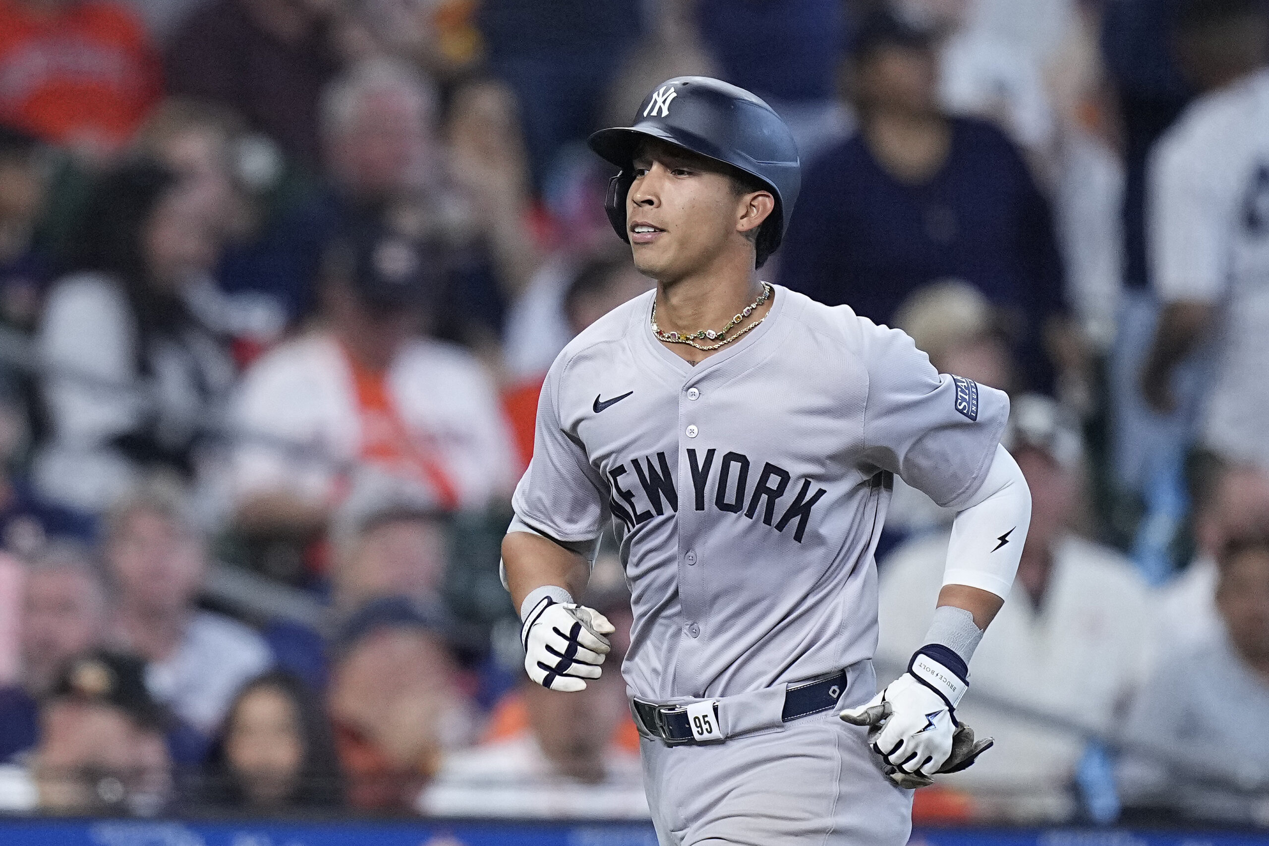 venezuelan-oswaldo-cabrera-stands-out-in-the-yankees-lineup-inspired-by-the-dominican-juan-soto