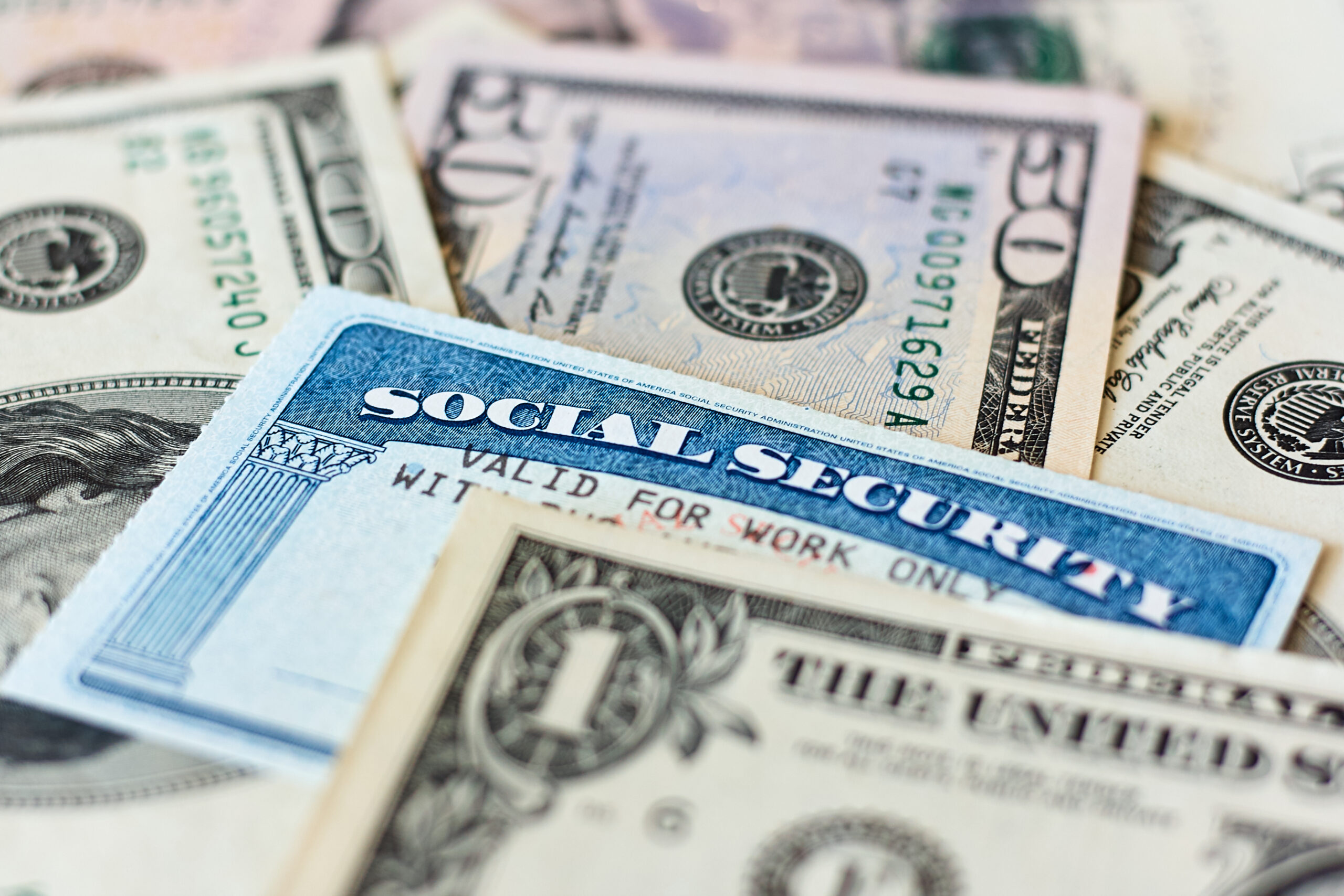 social-security:-those-who-will-receive-payments-of-up-to-$4,873-dollars-in-10-days