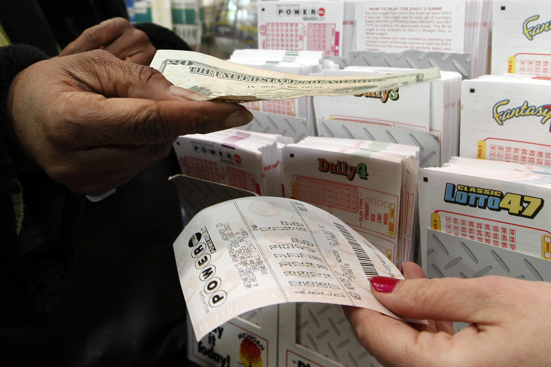 powerball-jackpot-continues-to-rise:-reaches-$1.09-billion