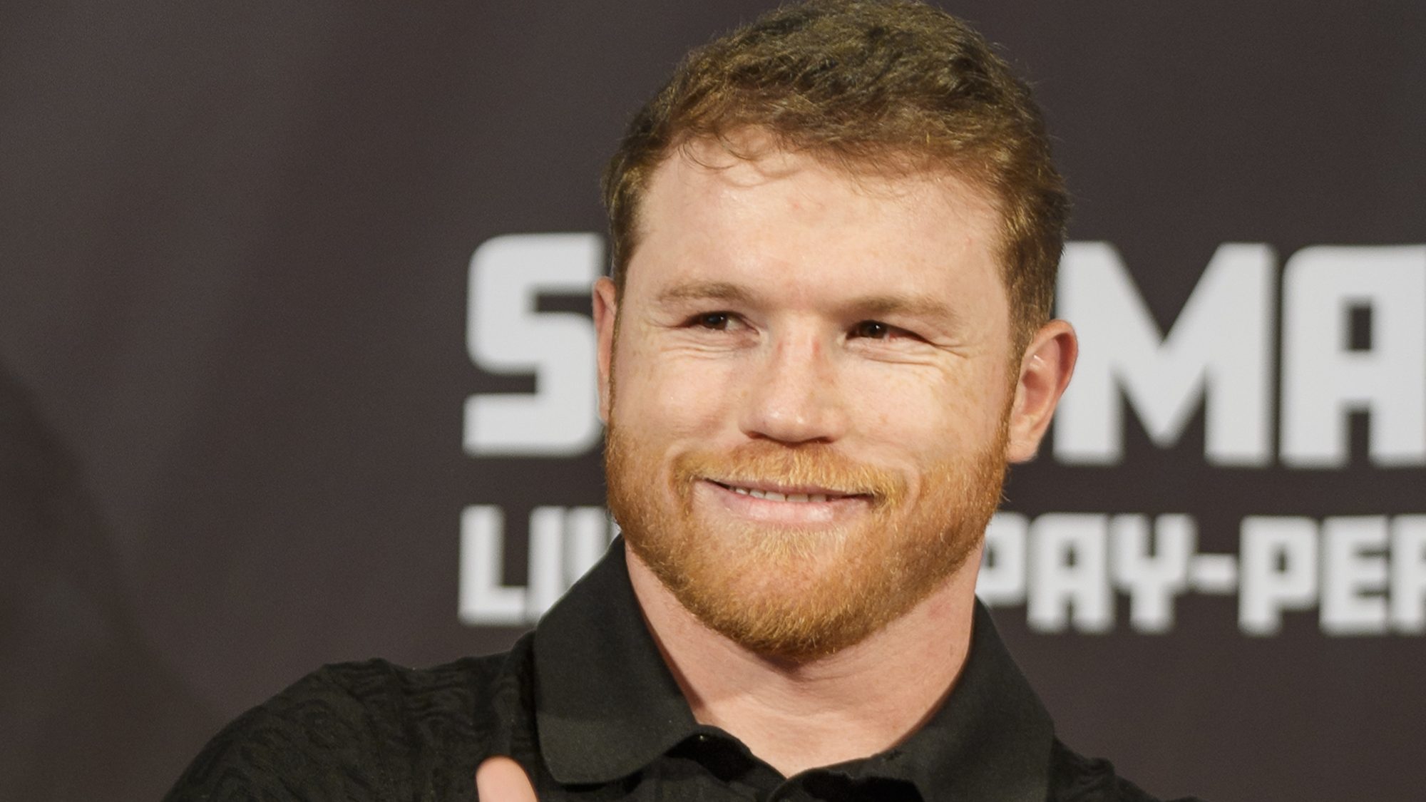 “some-talk-a-lot-and-do-little”:-canelo-alvarez-throws-everything-at-david-benavidez