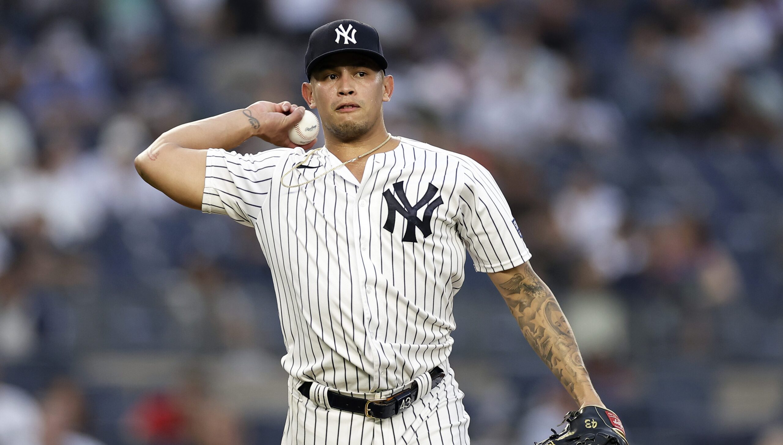 jonathan-loaisiga-will-undergo-season-ending-elbow-surgery-with-the-yankees