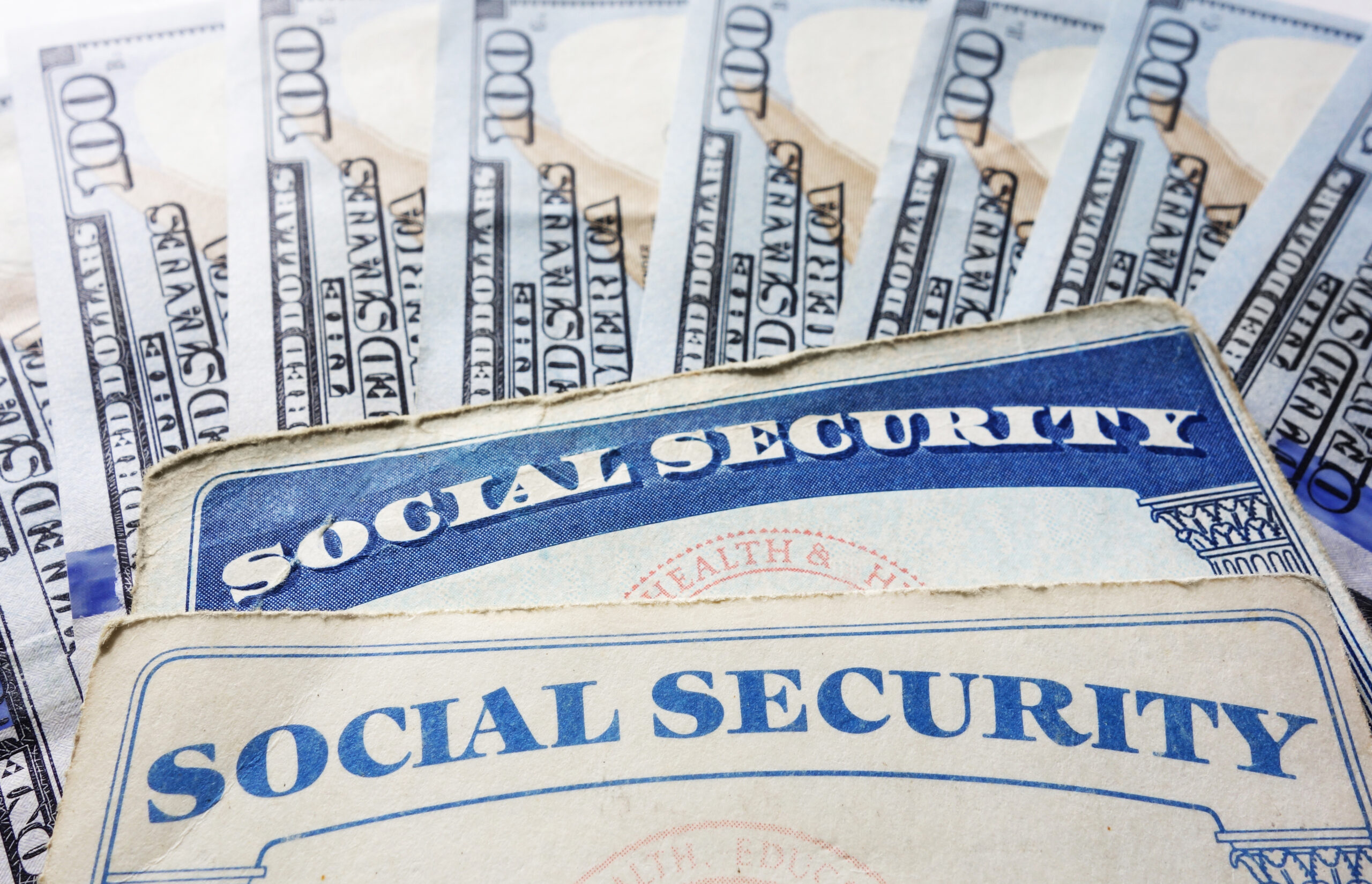 social-security-will-give-direct-payments-of-up-to-$4,873-to-retirees-on-april-10