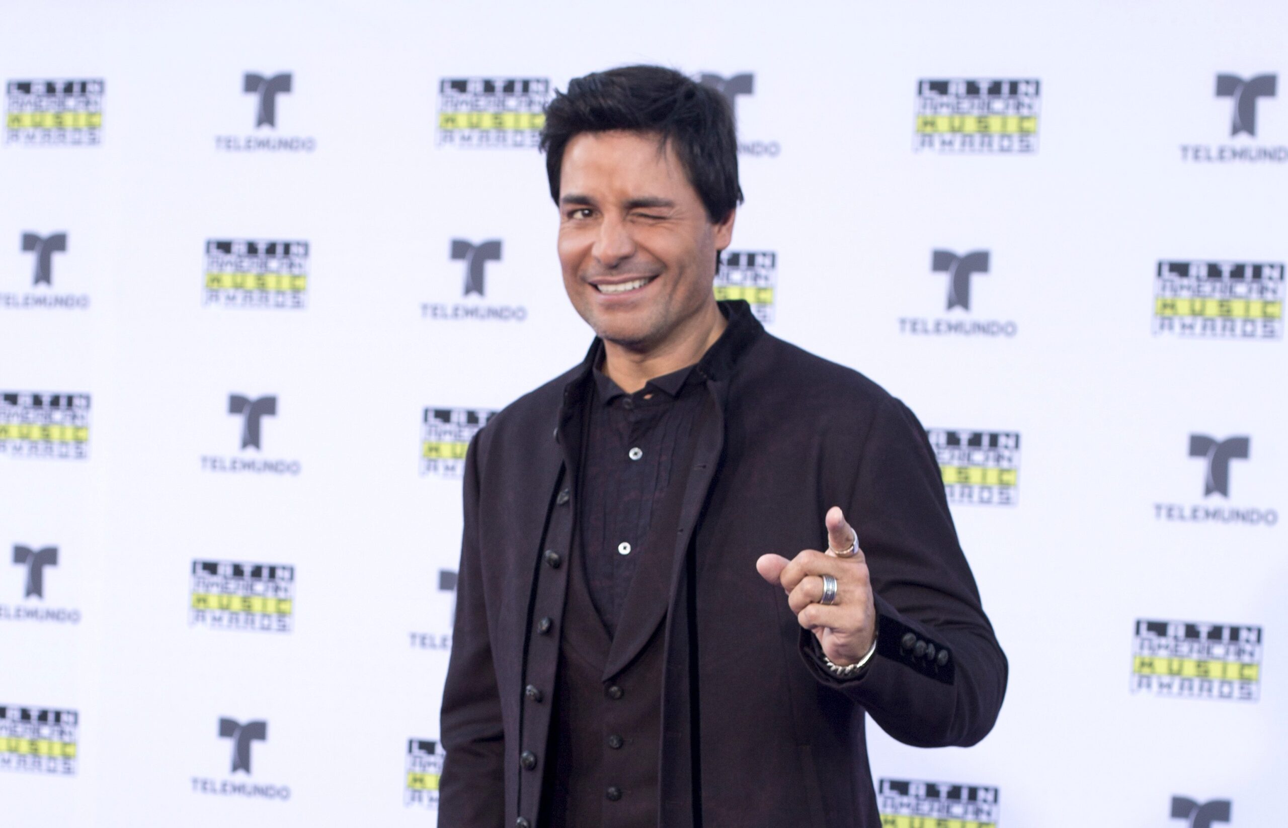 chayanne-lights-up-social-networks-by-announcing-a-surprise-for-his-fans;-will-there-be-a-tour-of-latin-america?