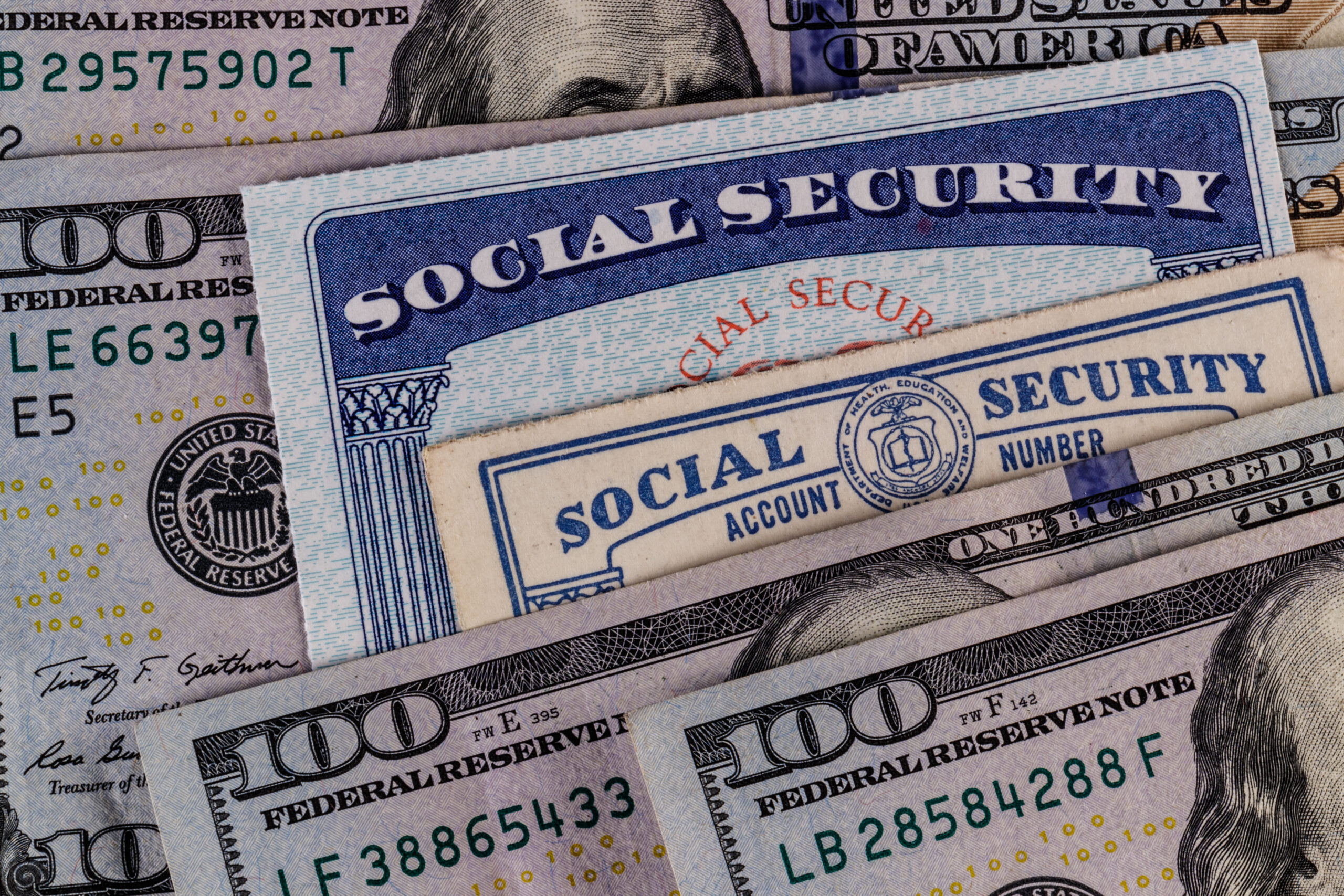 social-security:-check-if-you-can-access-a-double-payment-in-may