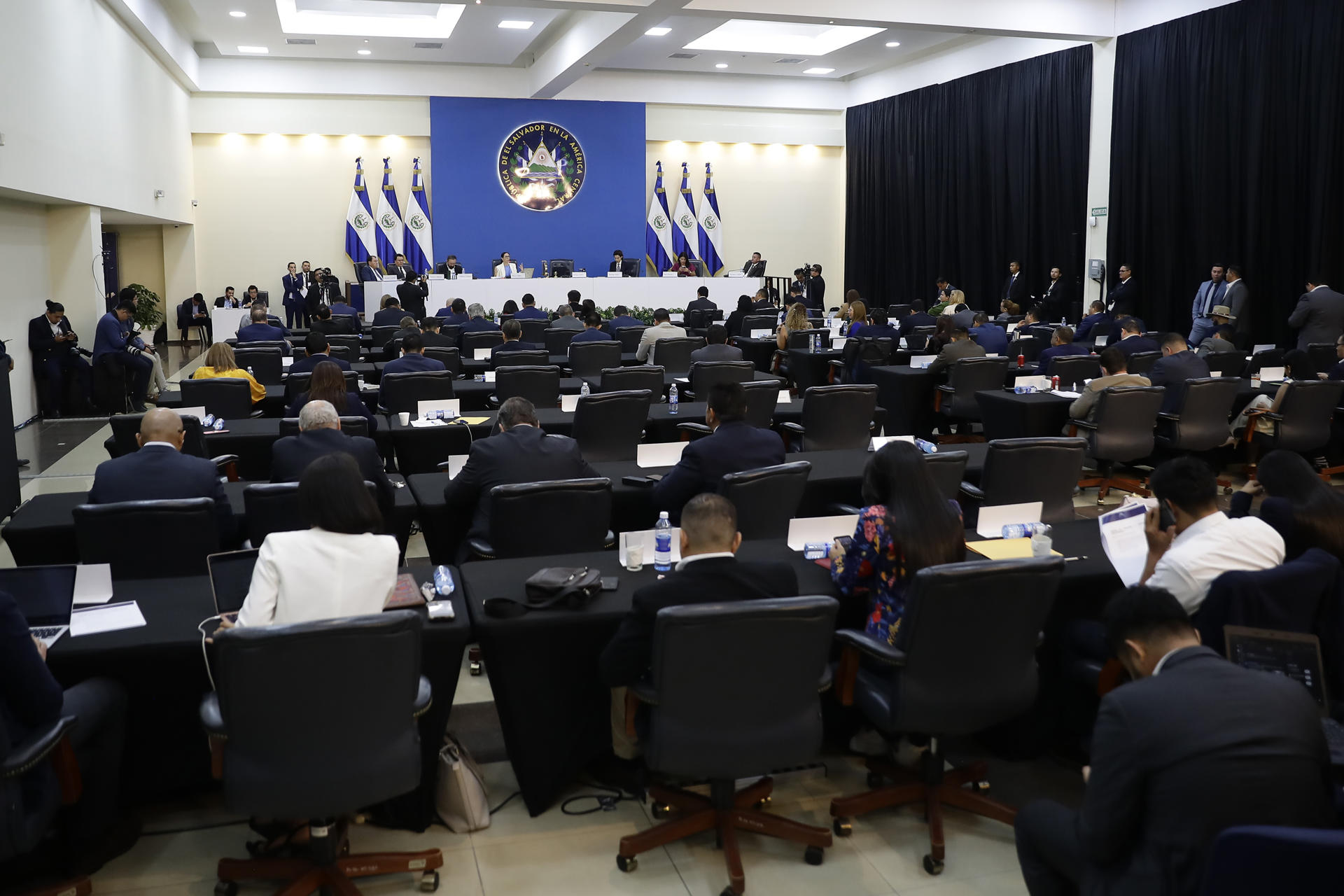 the-congress-of-el-salvador-approves-a-reform-to-expedite-changes-in-the-constitution