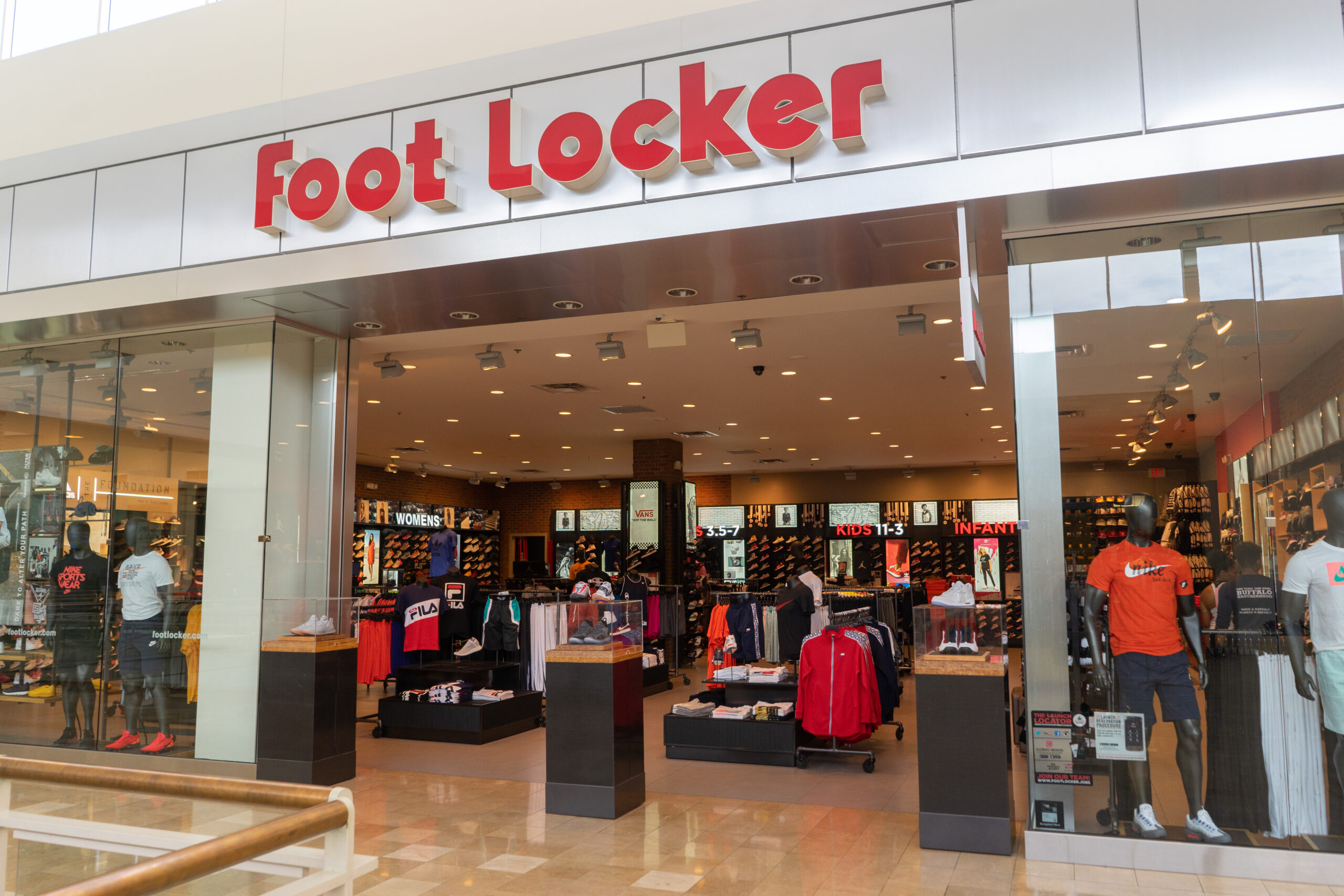 foot-locker-plans-to-close-more-than-400-stores-in-the-short-term