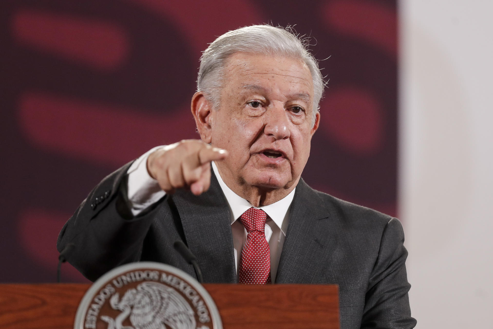 lopez-obrador-denies-having-tightened-immigration-measures-due-to-pressure-from-the-us.