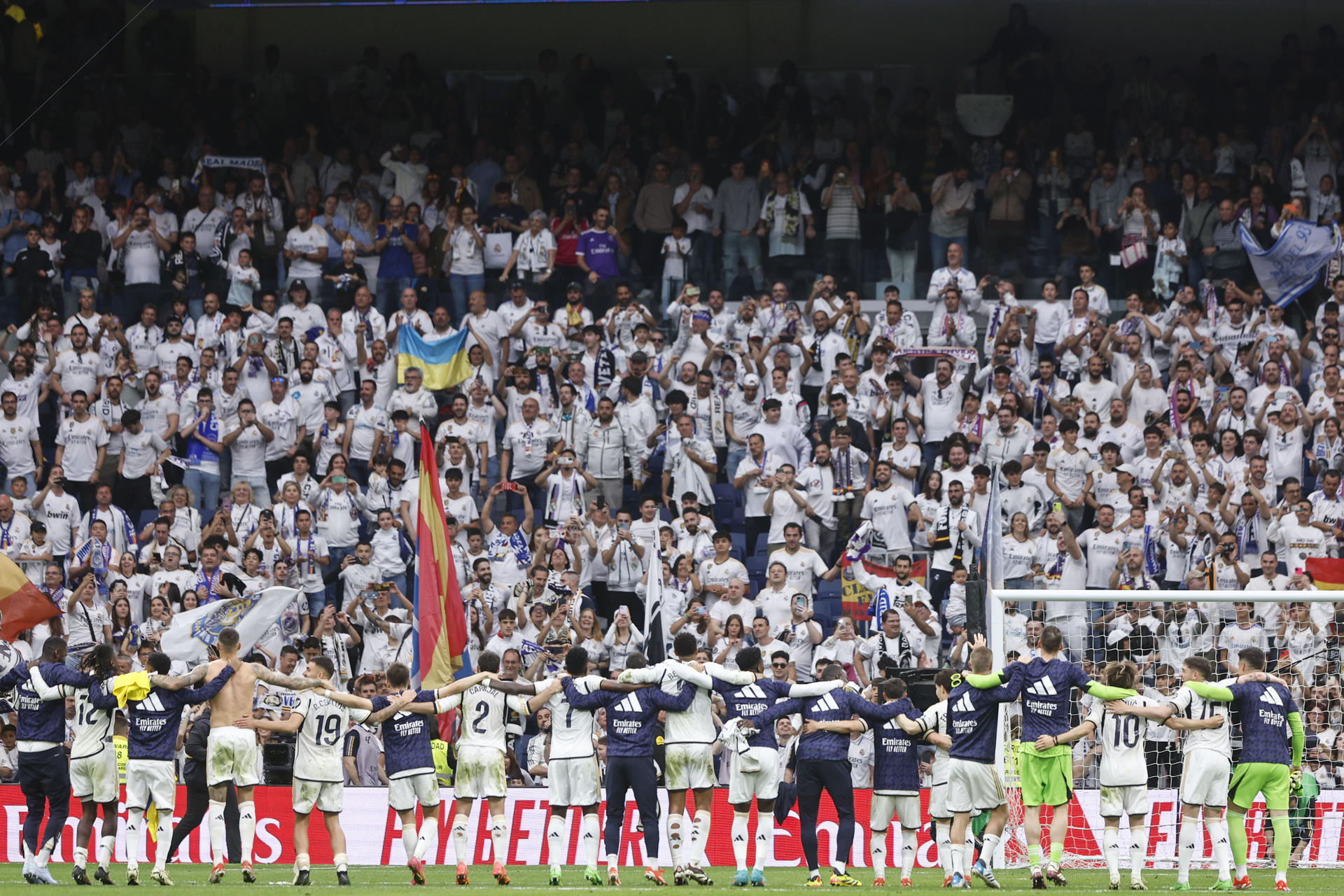 real-madrid-won-its-36th-league-after-barcelona-lost-to-girona