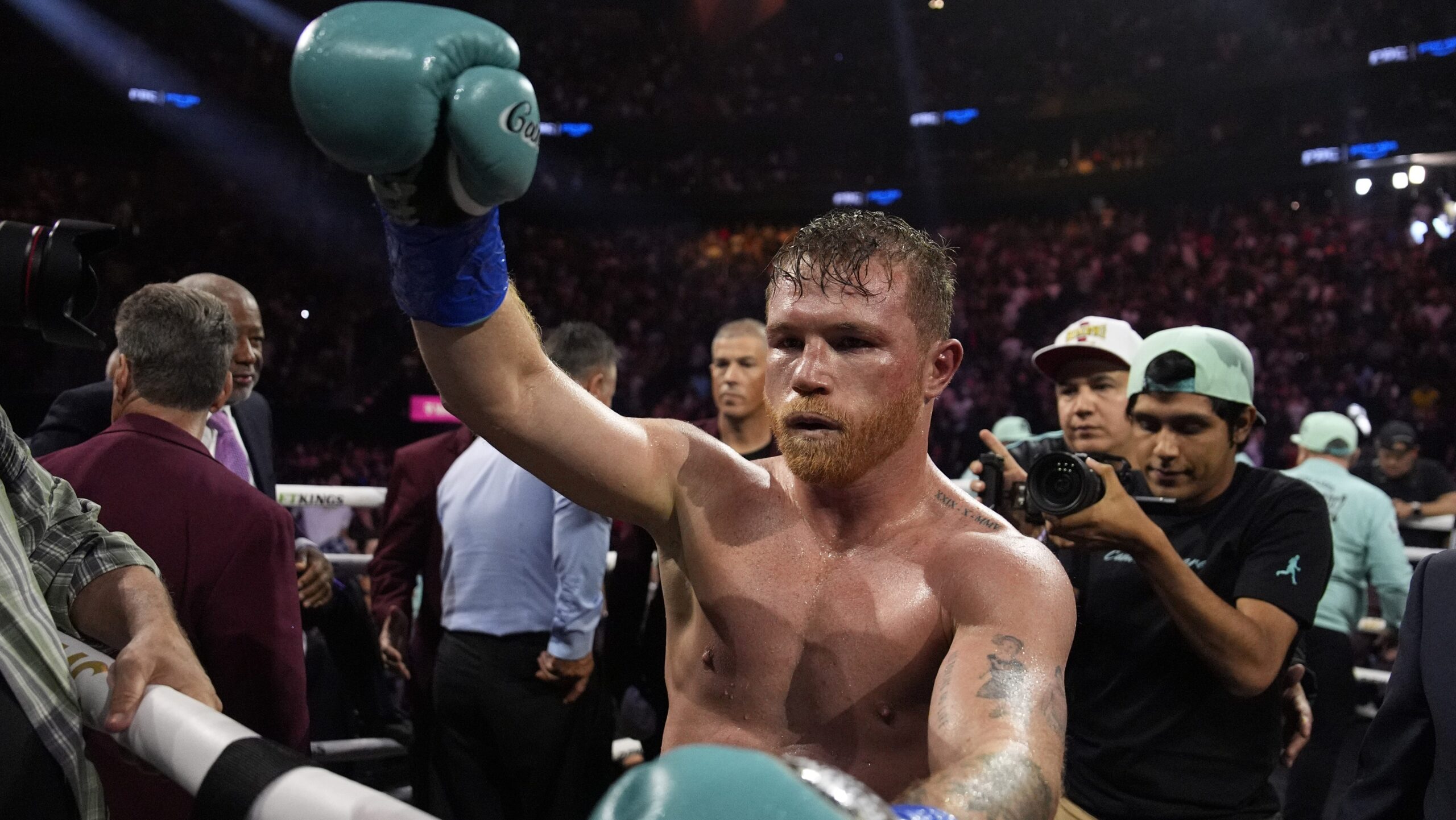“if-the-money-is-the-right-fight-with-benavidez-right-now”:-canelo-alvarez-on-his-next-fight