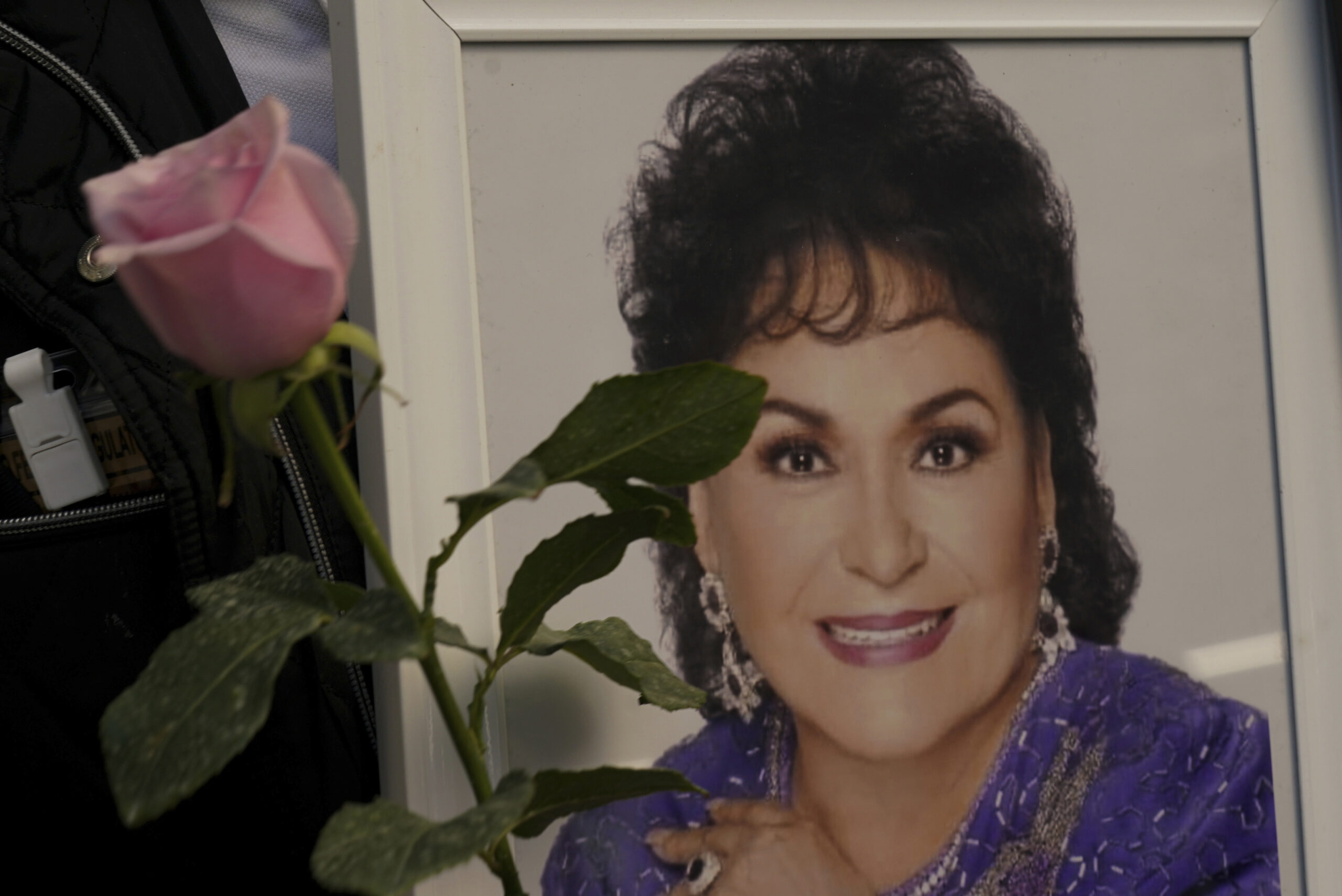this-is-what-carmen-salinas'-bedroom-looks-like-three-years-after-her-death