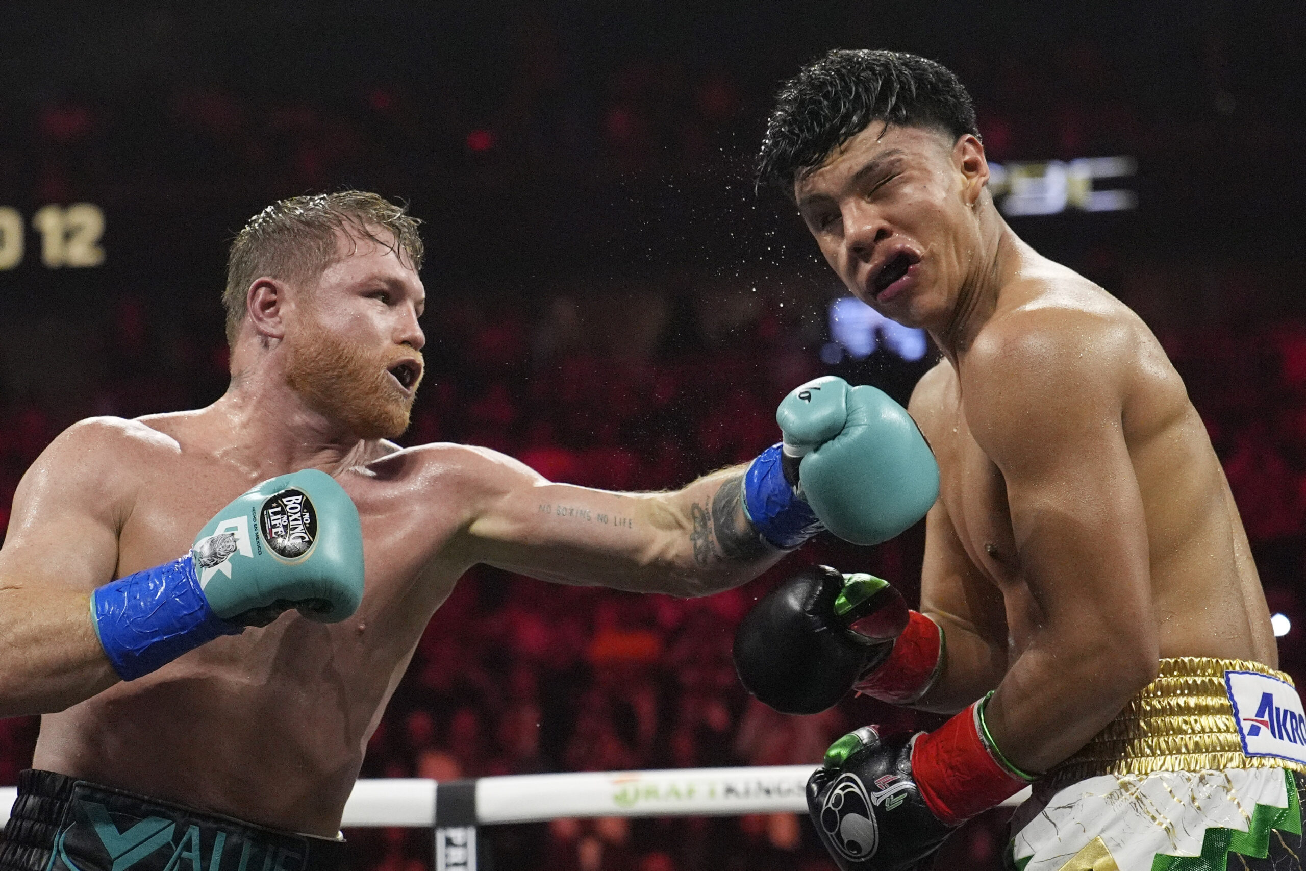 jim-lampley-assures-that-canelo-alvarez-is-the-“best-mexican-fighter-in-history”