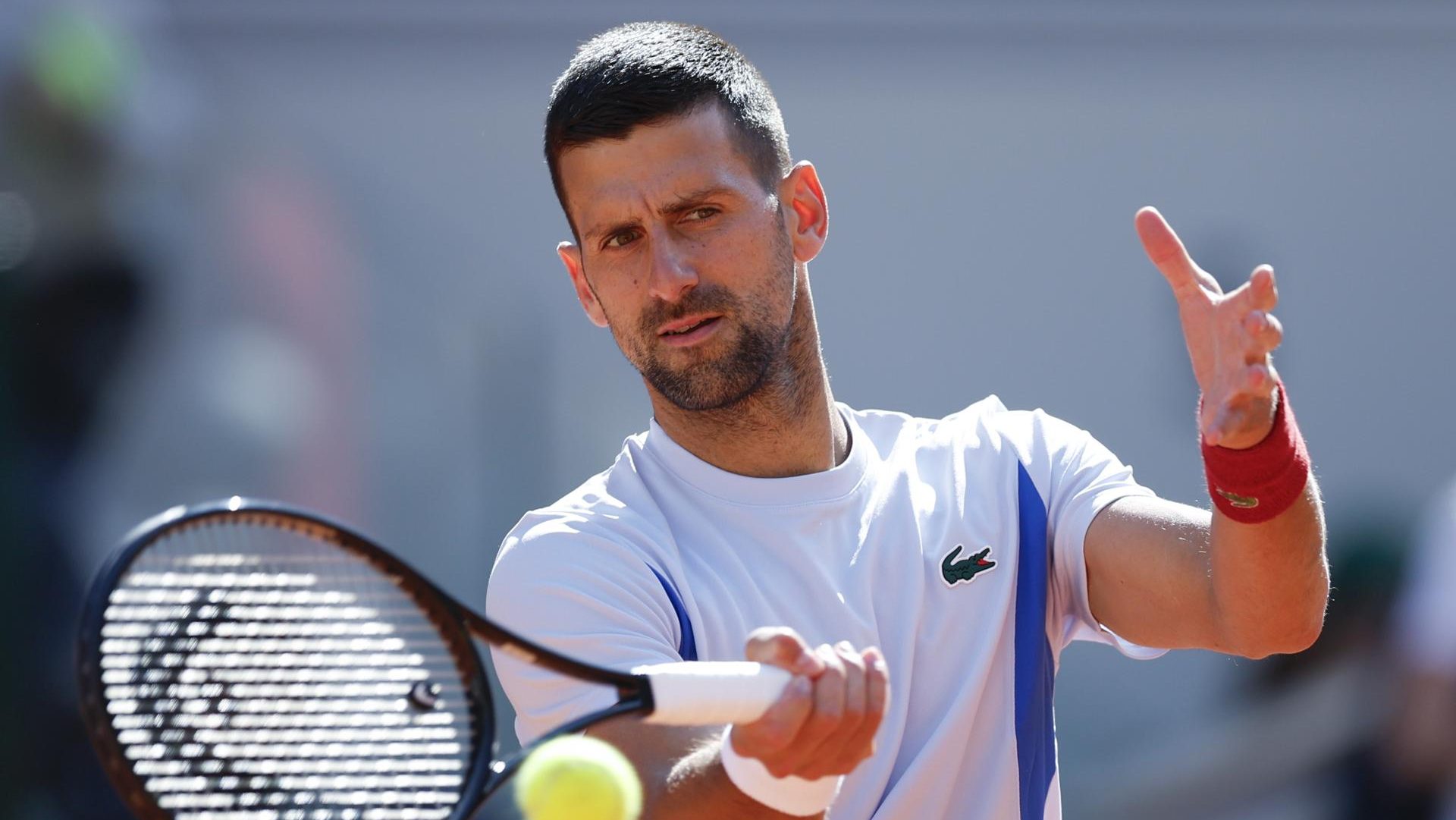 novak-djokovic-will-face-roland-garros-with-“few-expectations-and-many-hopes”