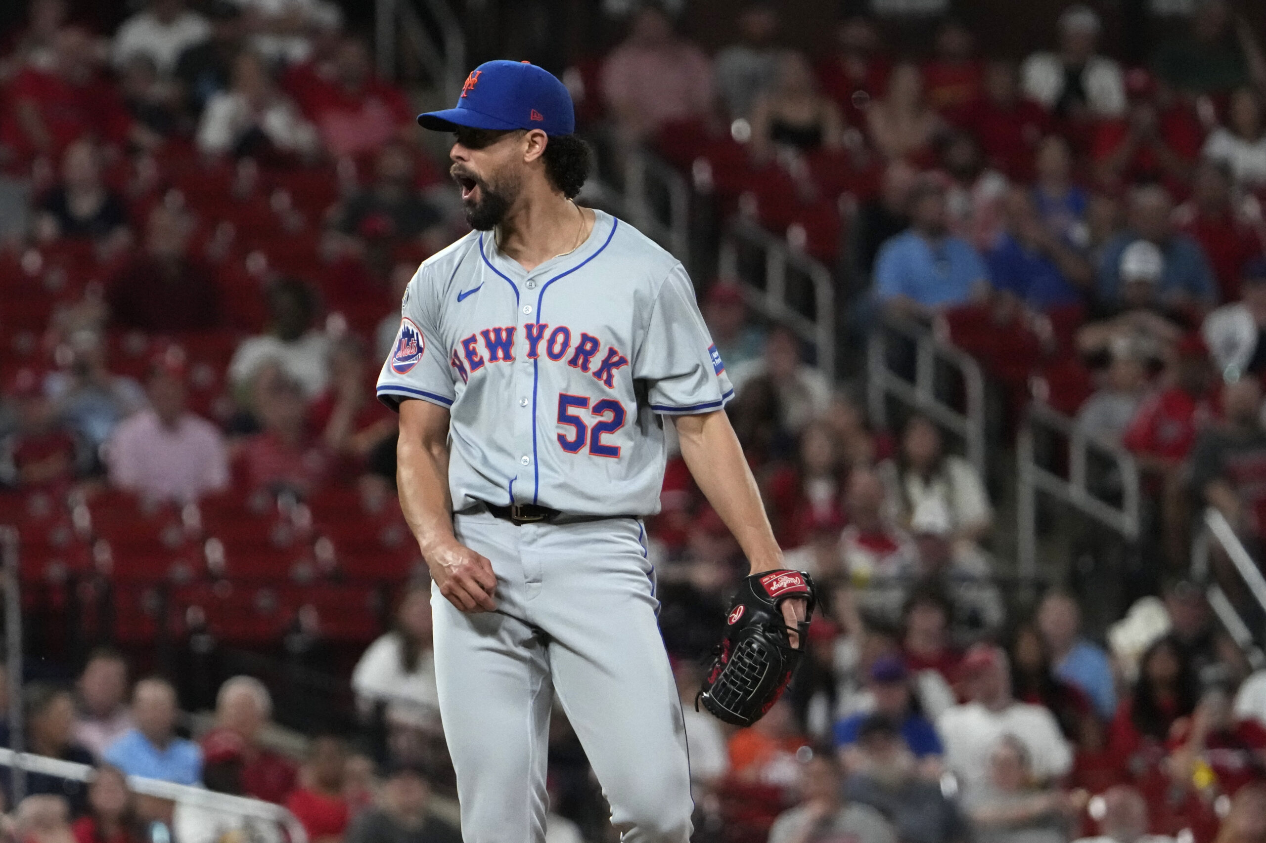 boricua-jorge-lopez-is-fired-from-the-mets-after-throwing-a-glove-to-the-stands-and-classifying-the-team-as-the-worst-in-mlb