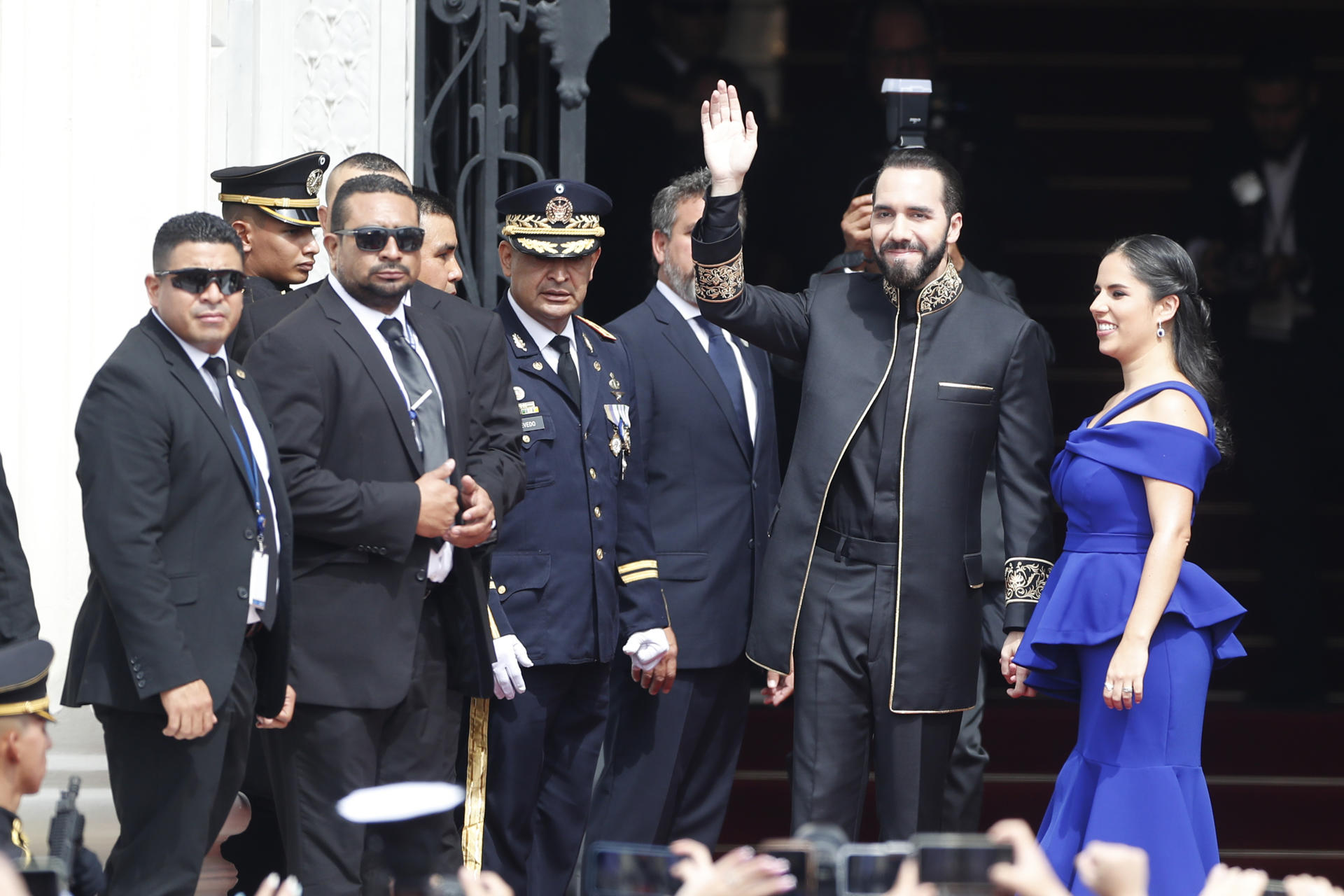 nayib-bukele-met-with-donald-trump-jr-after-attending-the-presidential-inauguration-in-el-salvador