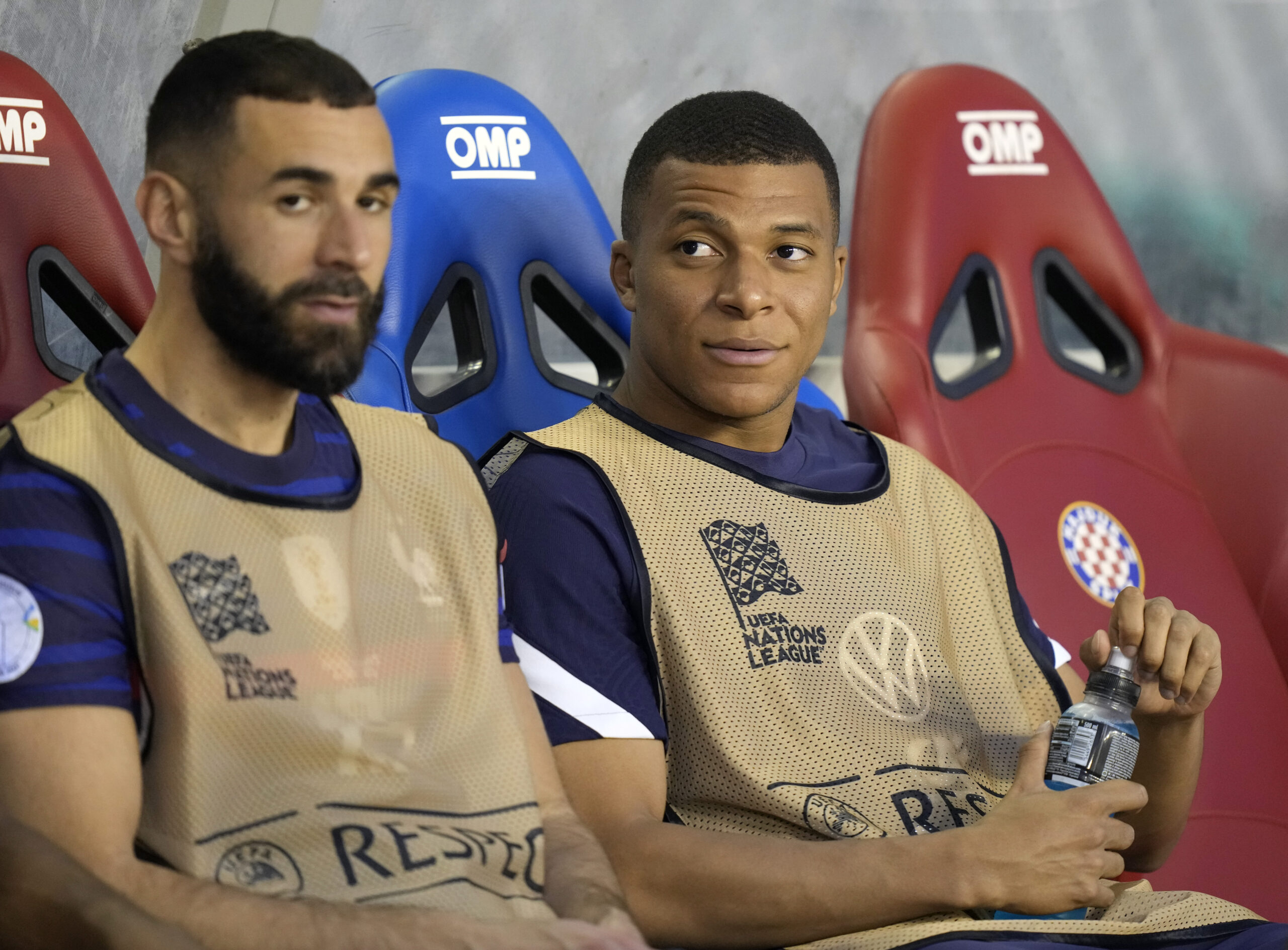 kylian-mbappe-is-called-to-inherit-the-“9”-that-karim-benzema-left-at-real-madrid