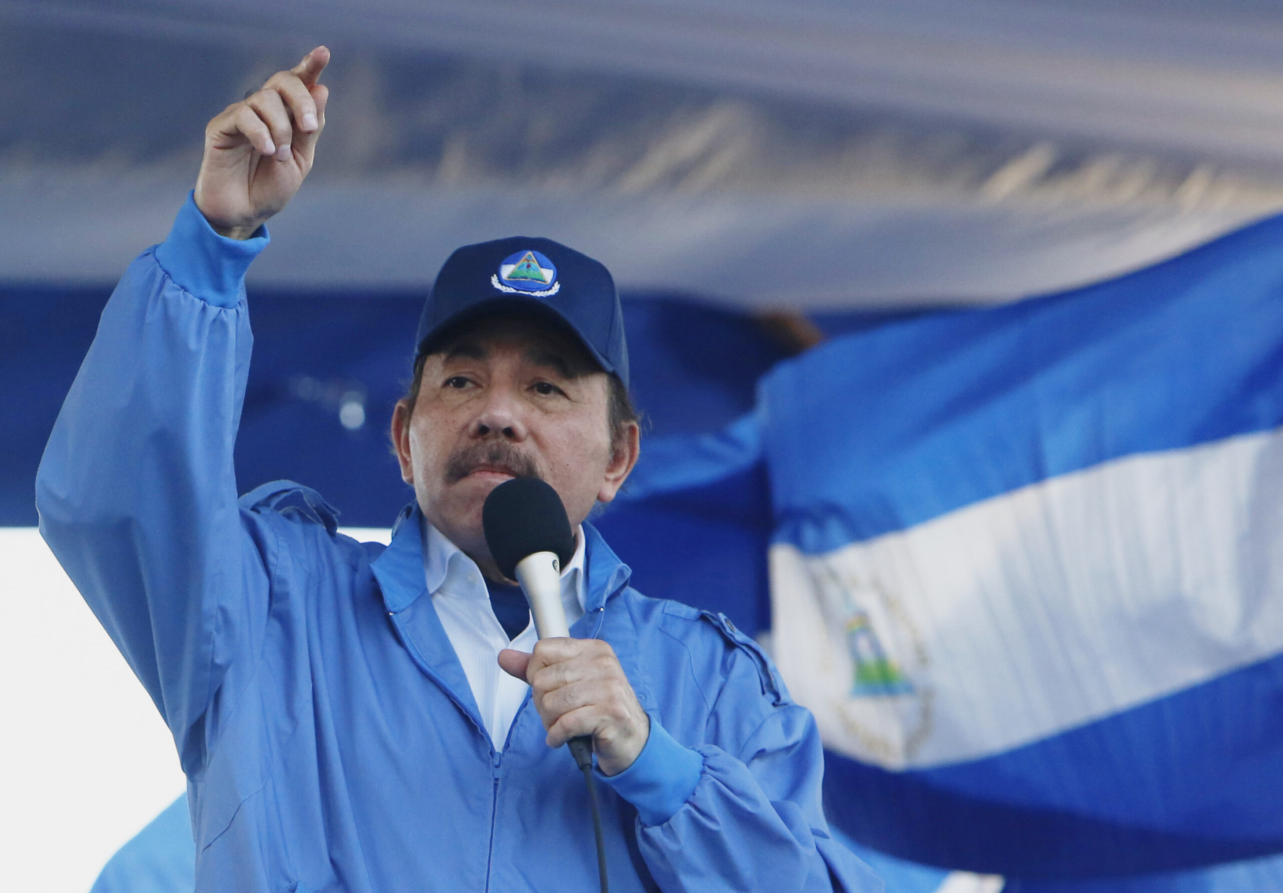 they-denounce-that-president-daniel-ortega-has-his-brother-incommunicado-and-without-medical-attention