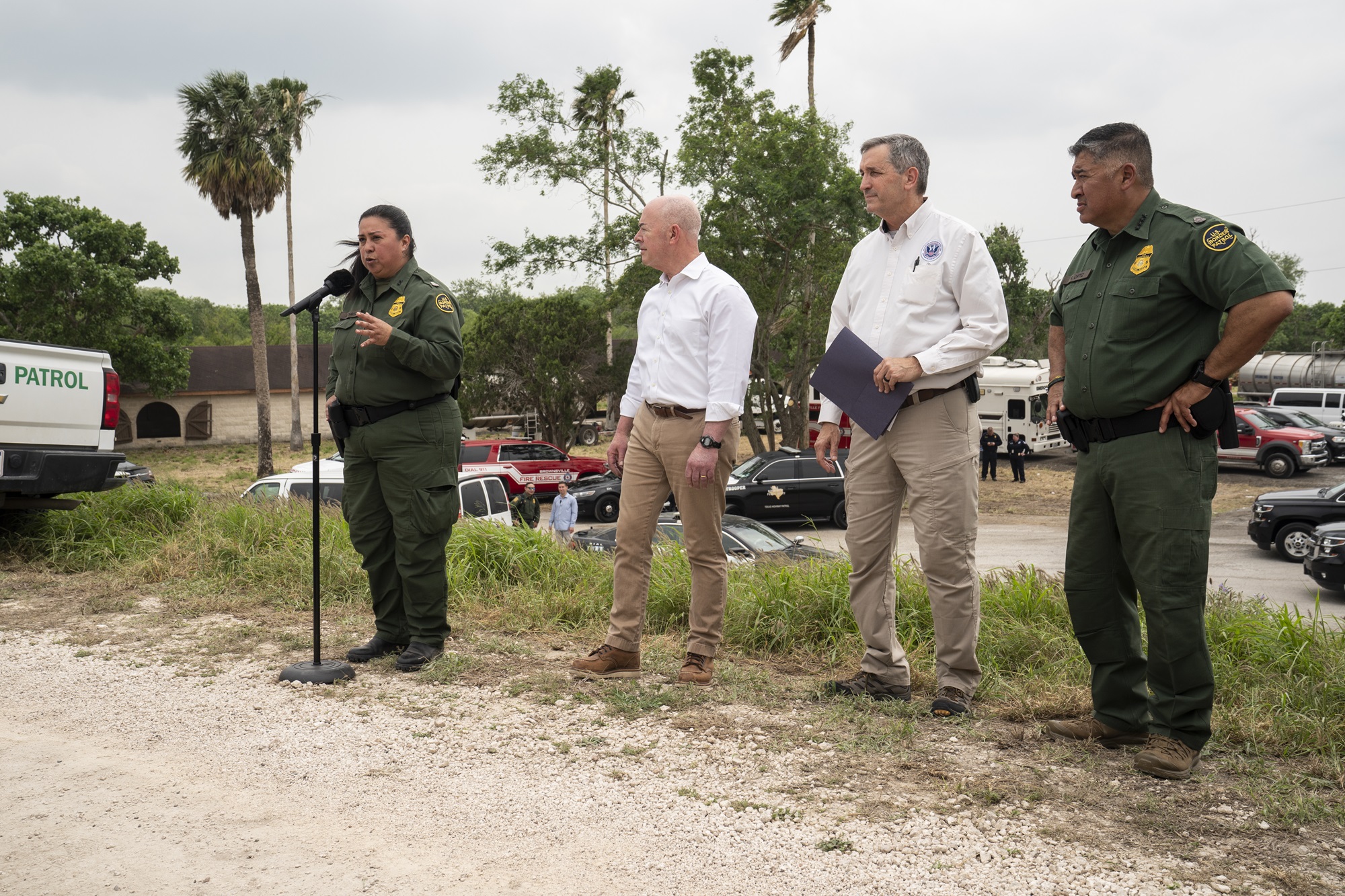 keys-to-biden's-order-on-the-border,-asylum-and-accelerated-deportations-(podcast)