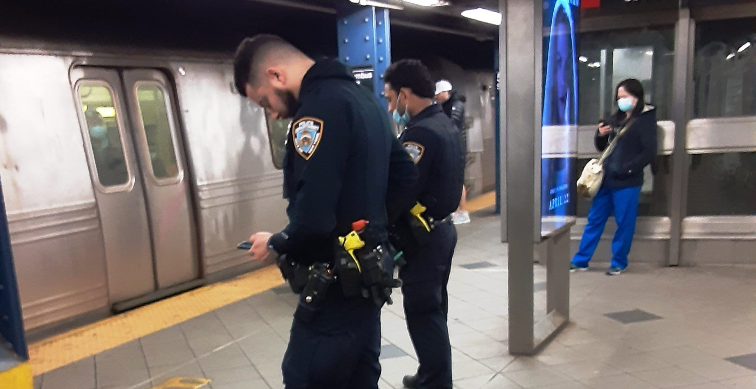 hispano-stabbed-a-musician-to-death-in-the-new-york-subway:-accusation