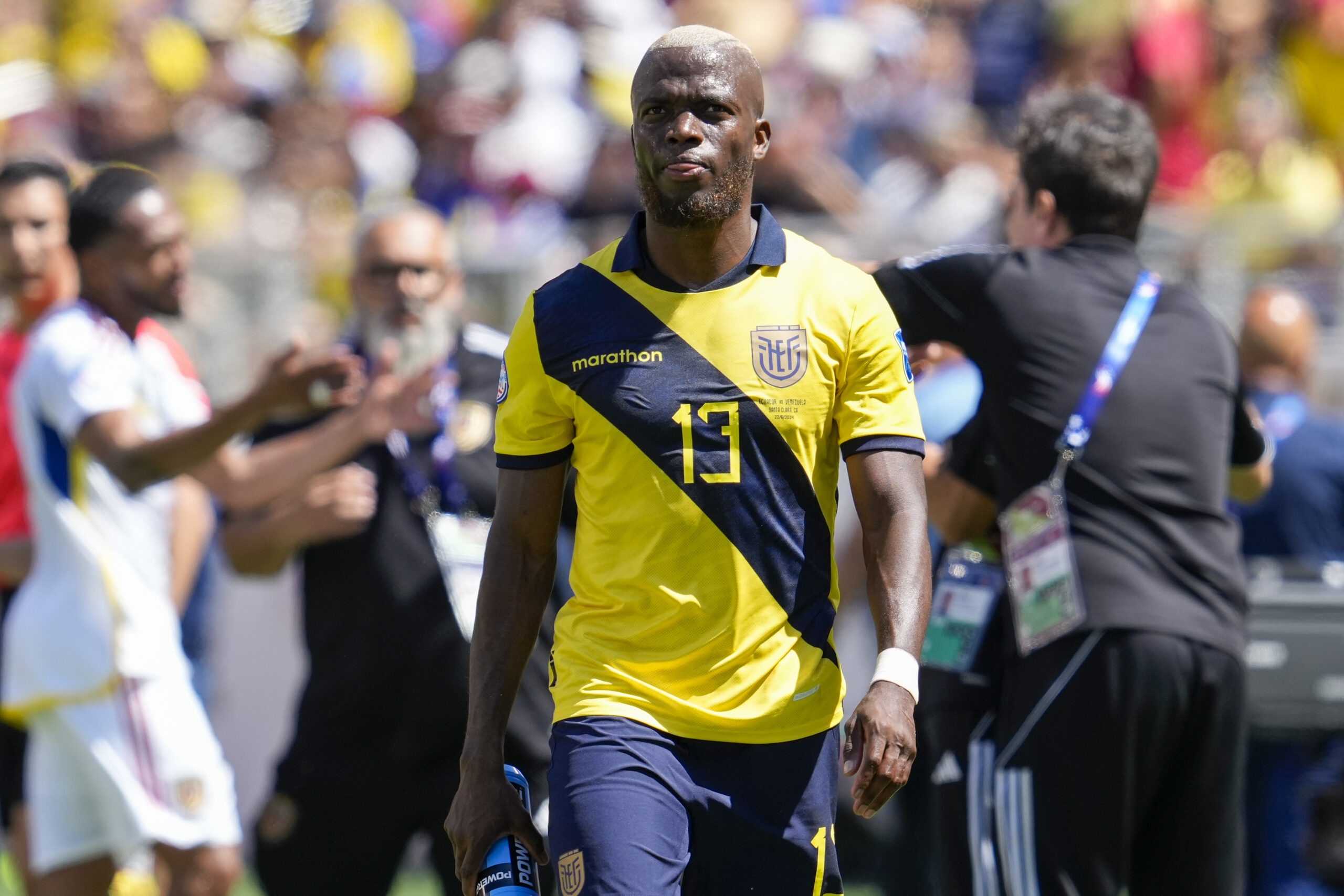 violent-action-by-enner-valencia-against-jose-martinez-caused-the-first-red-card-of-the-copa-america