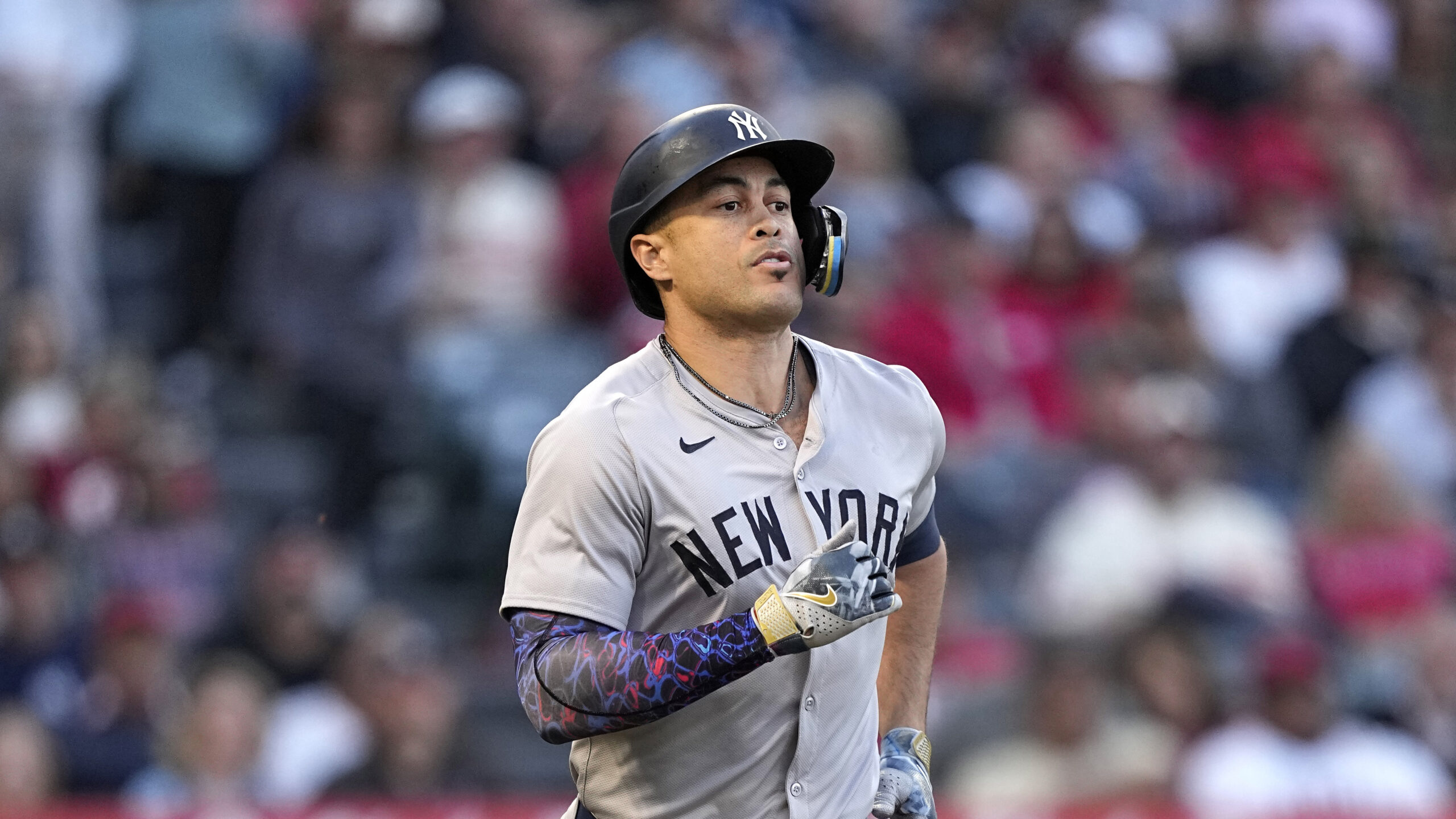 bad-news-for-yankees:-giancarlo-stanton-was-placed-on-the-disabled-list