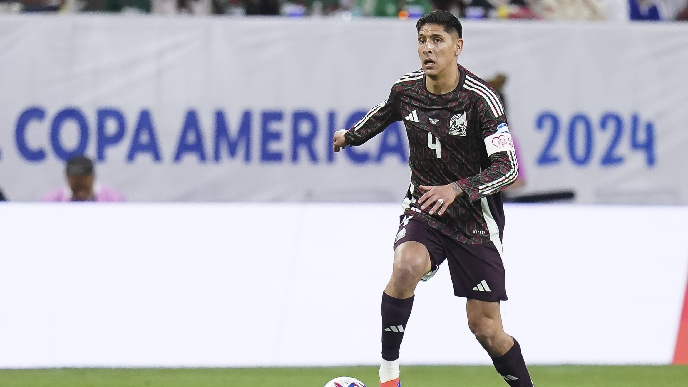 edson-alvarez-will-no-longer-play-with-mexico-in-the-copa-america,-but-he-will-not-abandon-the-concentration