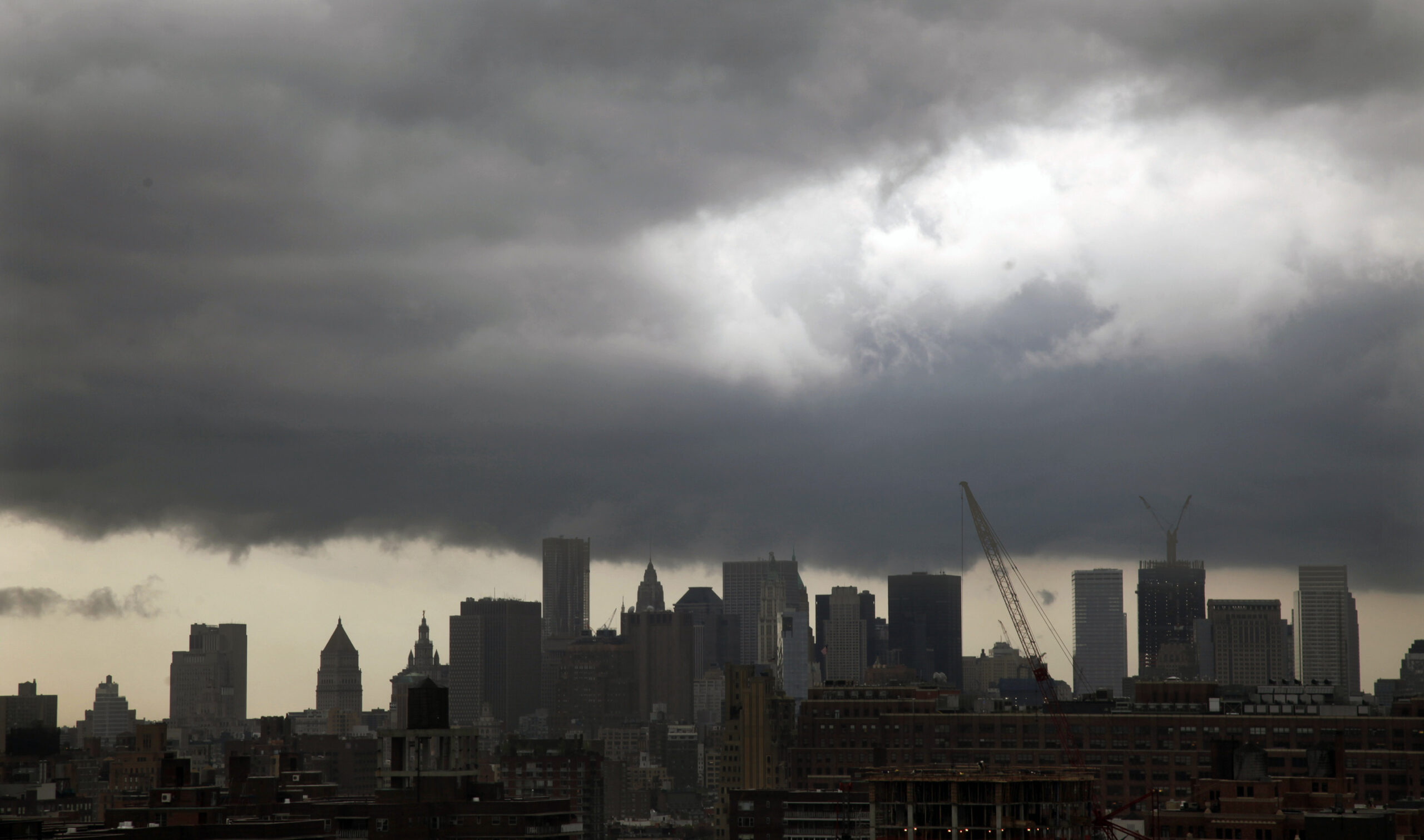 tornado-threat-forecast-for-nyc-this-saturday,-with-more-severe-weather-on-sunday-afternoon