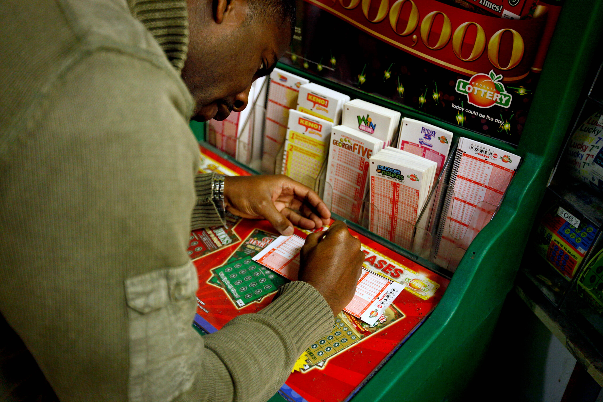 10-numbers-you-should-never-play-in-powerball-and-mega-millions-because-they-are-“bad-luck”