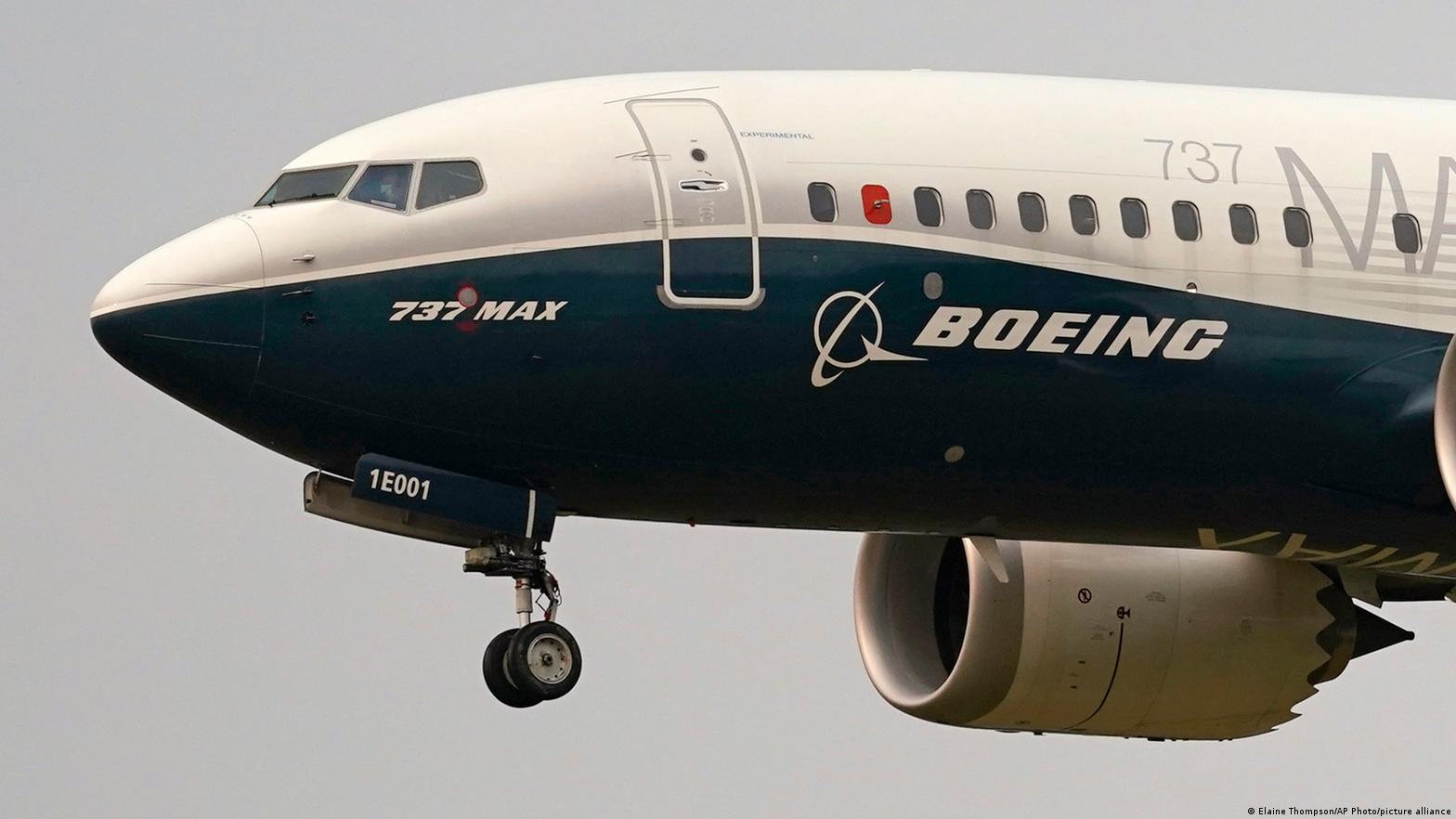 boeing-will-have-to-check-the-oxygen-masks-on-more-than-2,500-of-its-planes