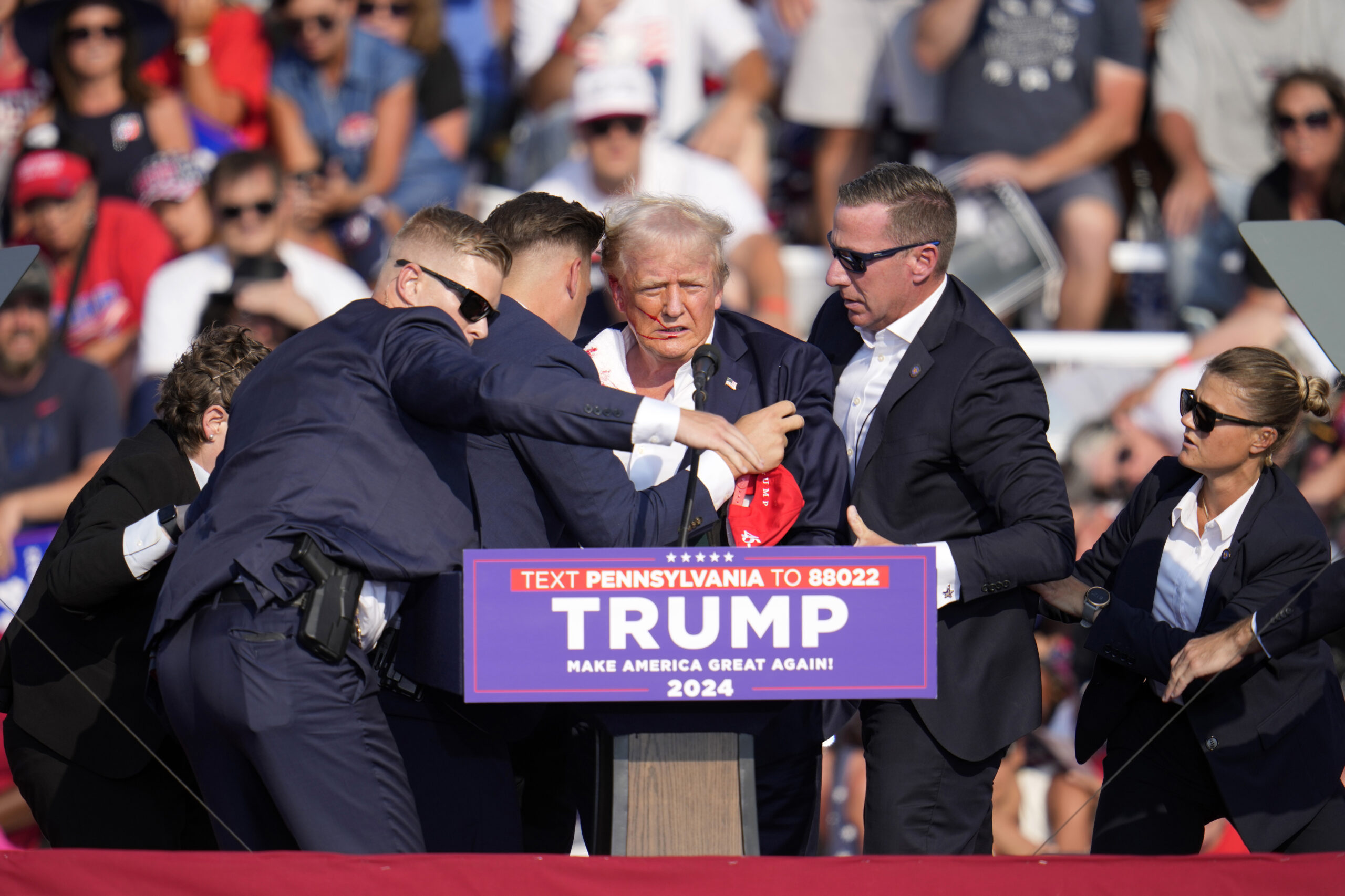 donald-trump-rally-shooting-in-pennsylvania:-watch-the-moment-the-chaos-began