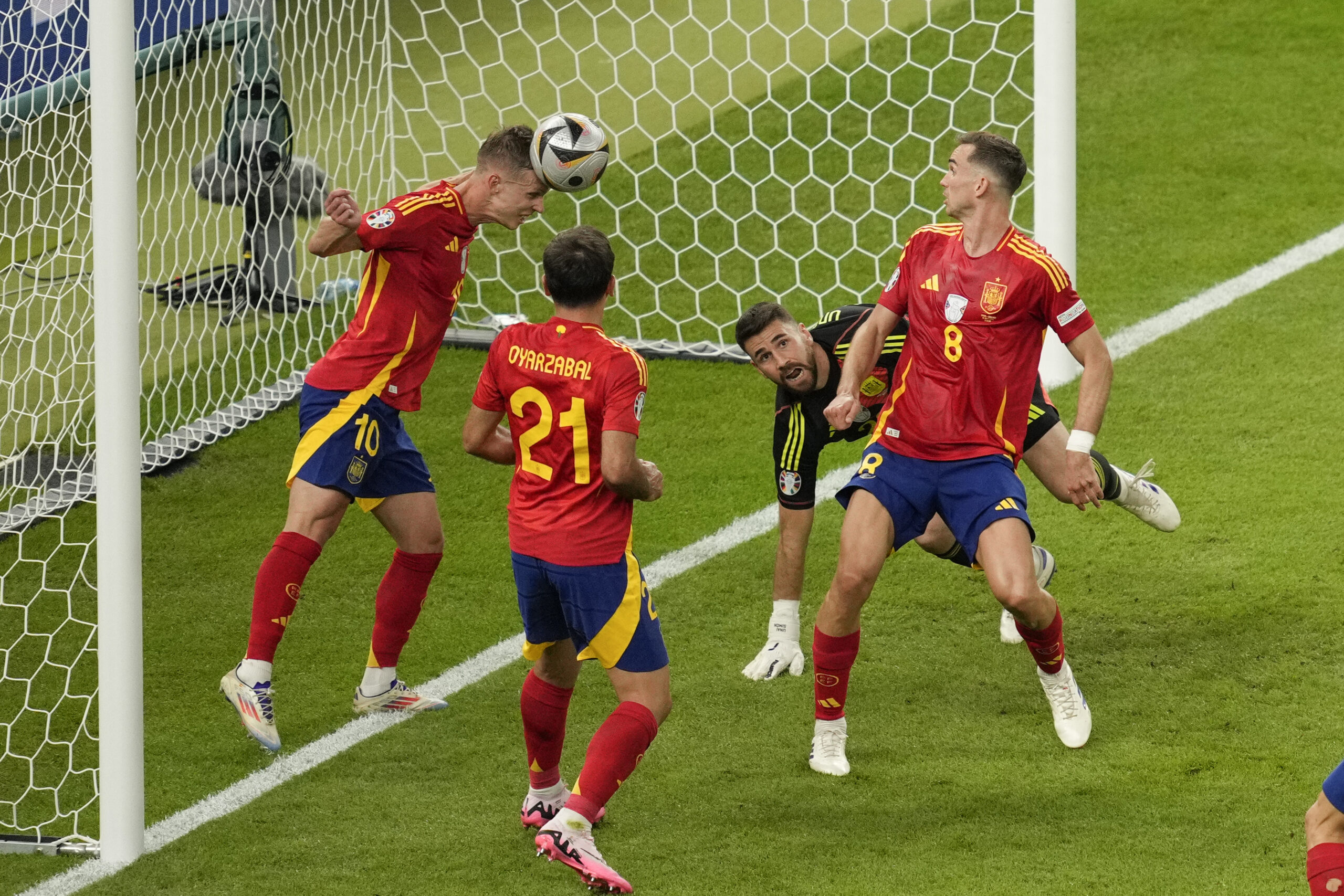 dani-olmo-saved-spain's-euro-title-by-clearing-the-ball-off-the-goal-line-[video]