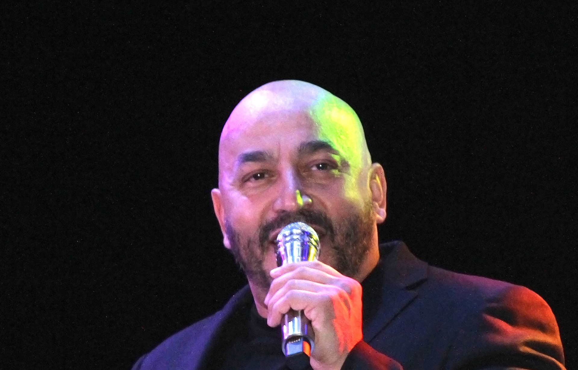 lupillo-rivera-reacts-to-the-birth-of-mayeli-alonso's-daughter