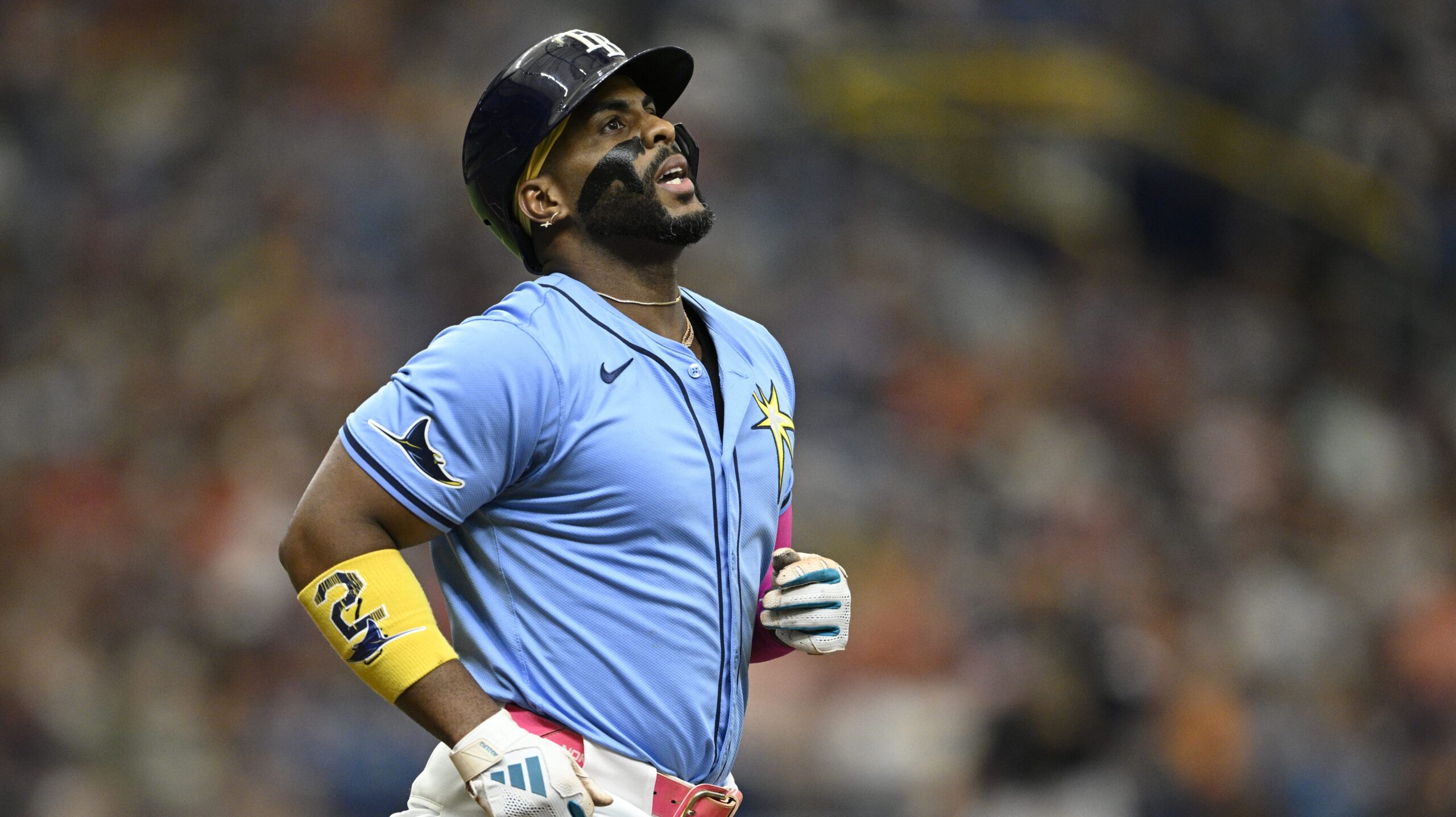 tampa-bay-rays-put-cuban-yandy-diaz-on-the-restricted-list