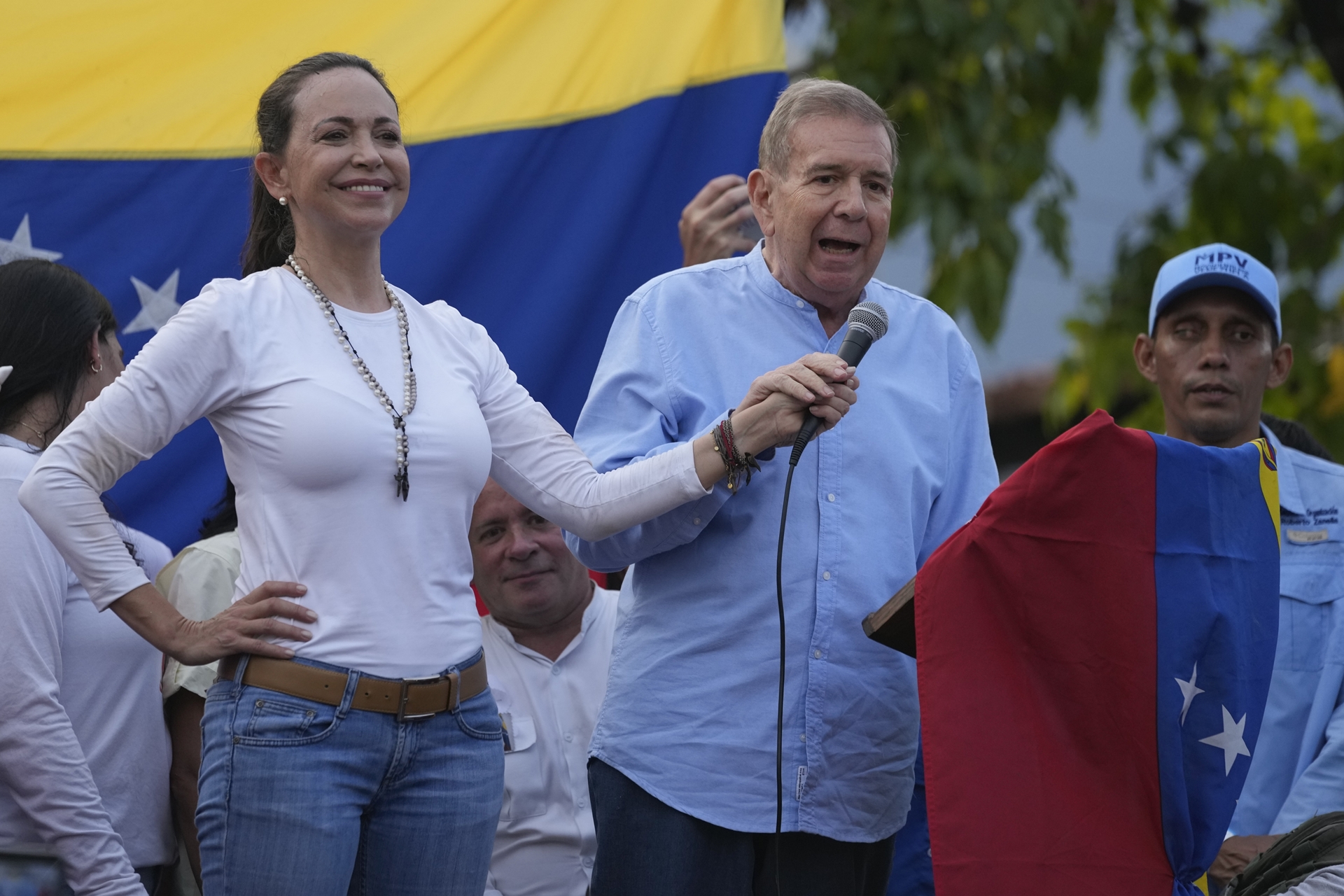 presidential-candidate-edmundo-gonzalez-sends-a-message-to-venezuelan-migrants