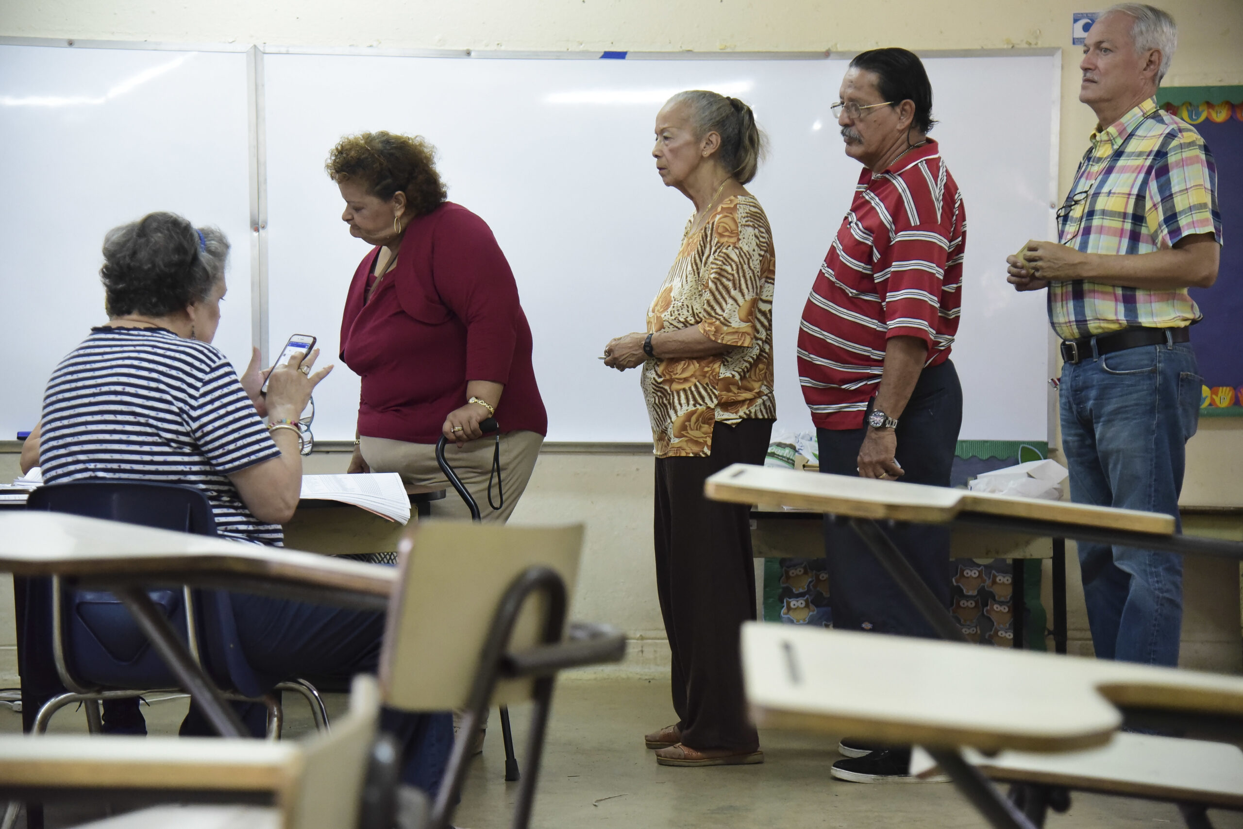 democratic-delegates-in-puerto-rico-pledge-their-votes-to-kamala-harris