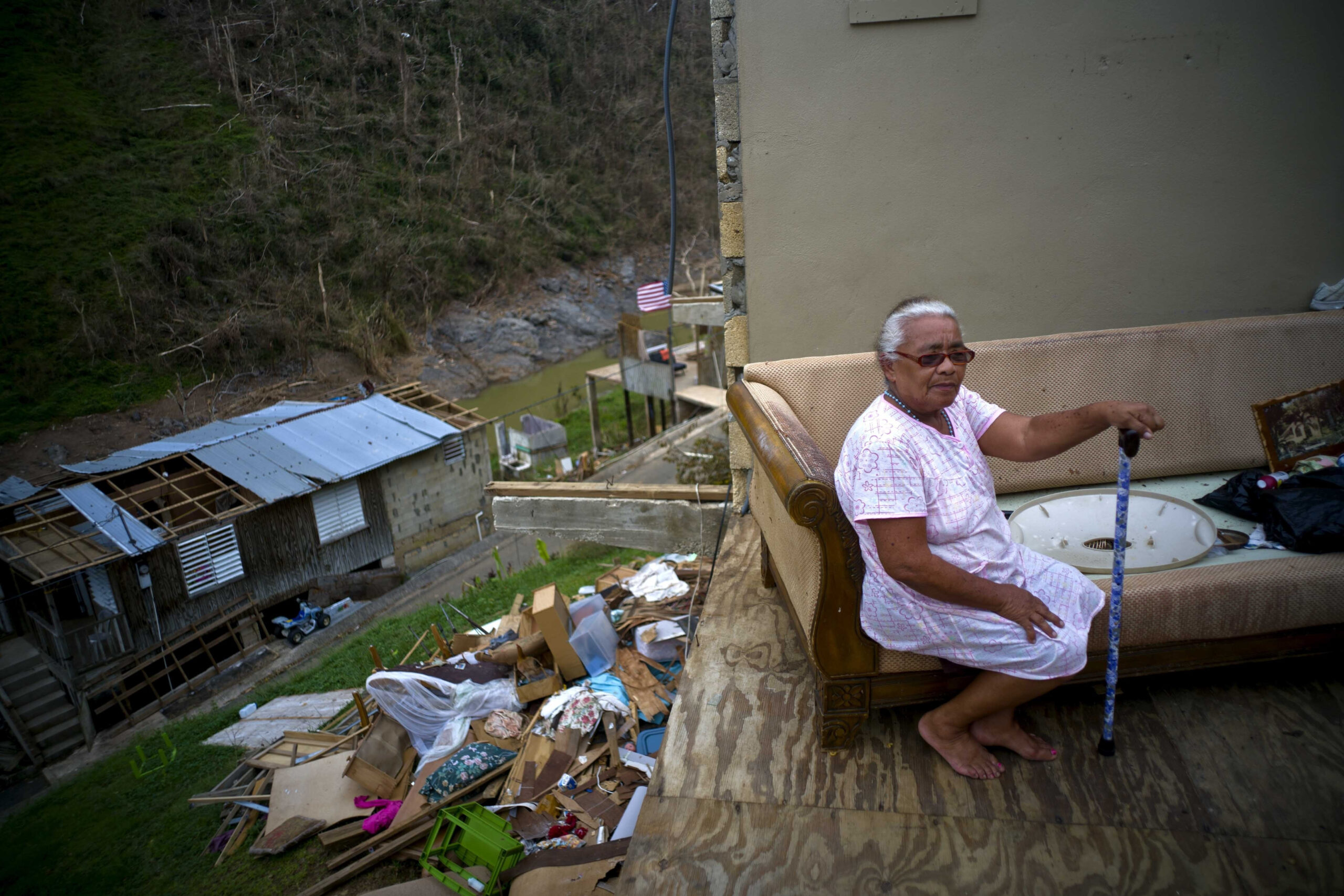 housing-in-puerto-rico-will-install-about-1,000-solar-panels-in-homes-with-federal-funds-cewri