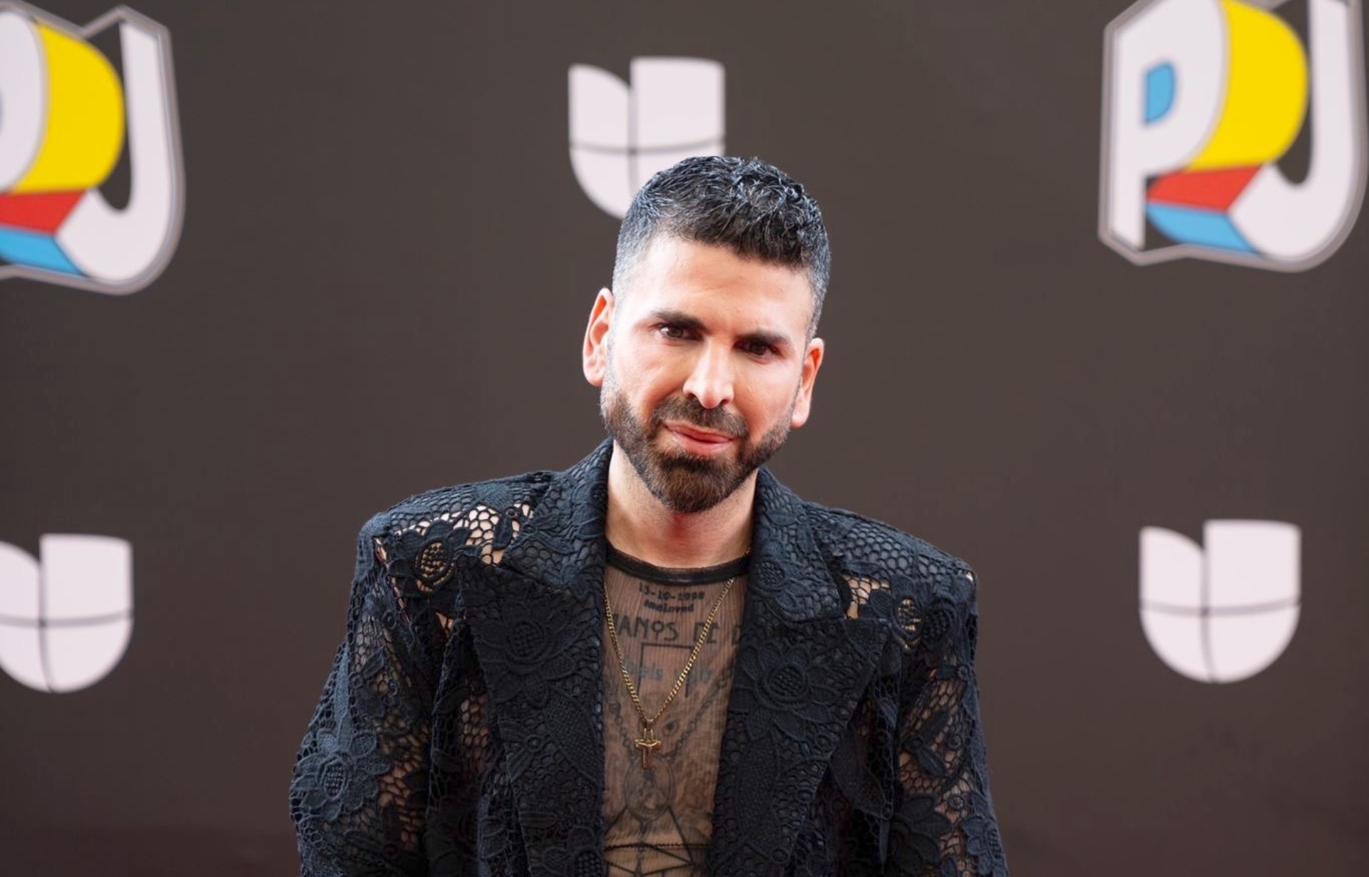 jomari-goyso's-lace-look-at-premios-juventud-2024