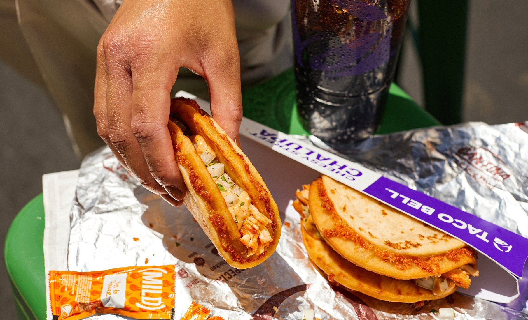 taco-bell-launches-street-style-tacos-with-a-touch-of-cheese