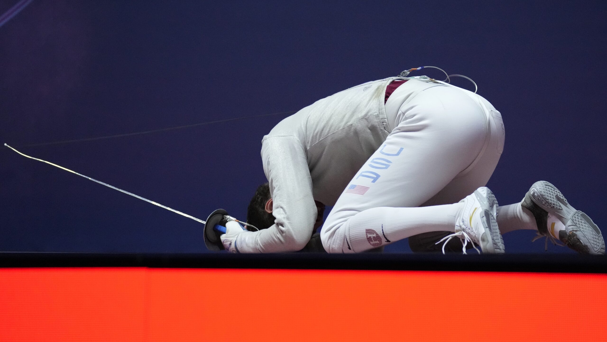 georgian-fencer-sandro-bazadze-screamed-at-judges-after-being-eliminated-in-paris-[video]