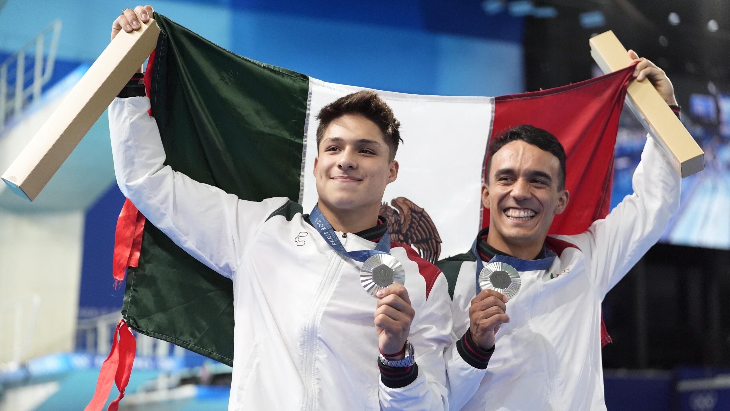 osmar-olvera-and-juan-celaya-won-a-historic-silver-medal-for-mexico