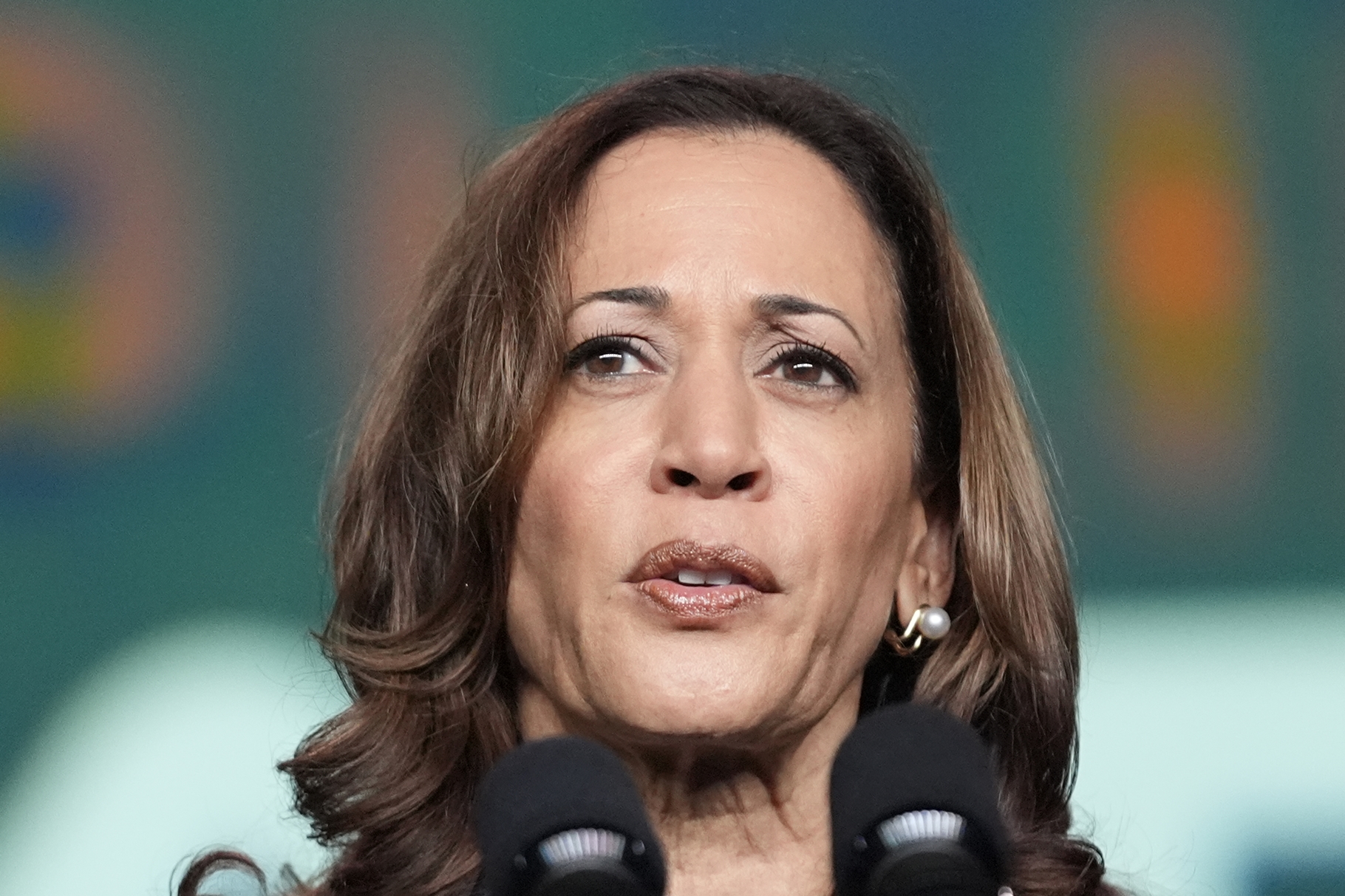 kamala-harris-demands-donald-trump-honor-the-agreement-on-the-debate