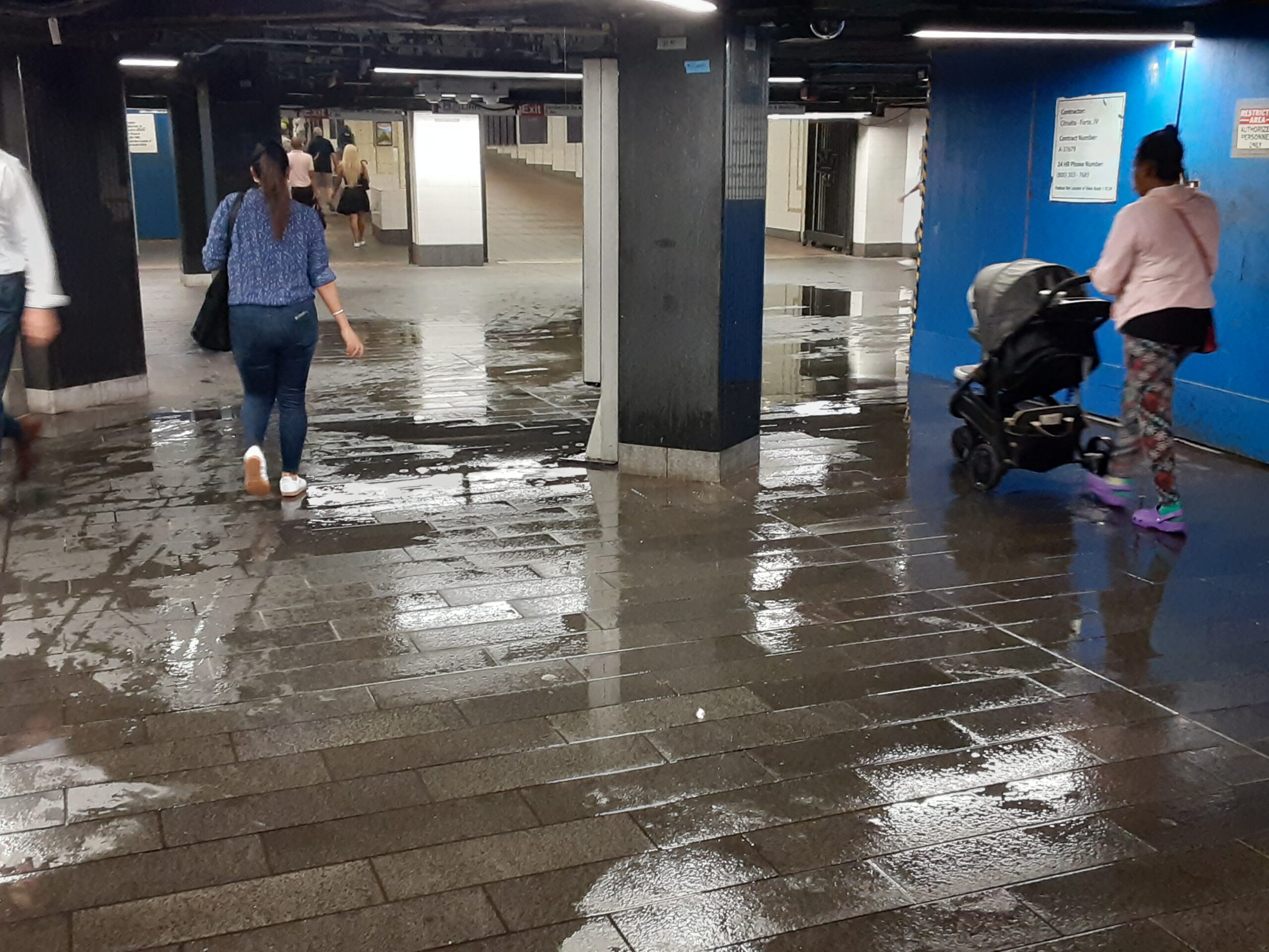 the-rain-continues:-flooding,-trains-and-flights-cancelled-in-new-york-and-tri-state-area