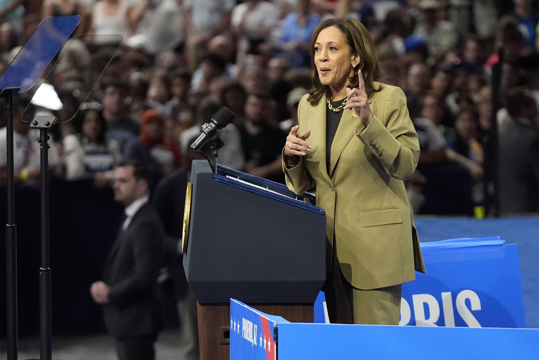 kamala-harris-says-it's-'time'-for-a-gaza-ceasefire-and-the-release-of-hostages