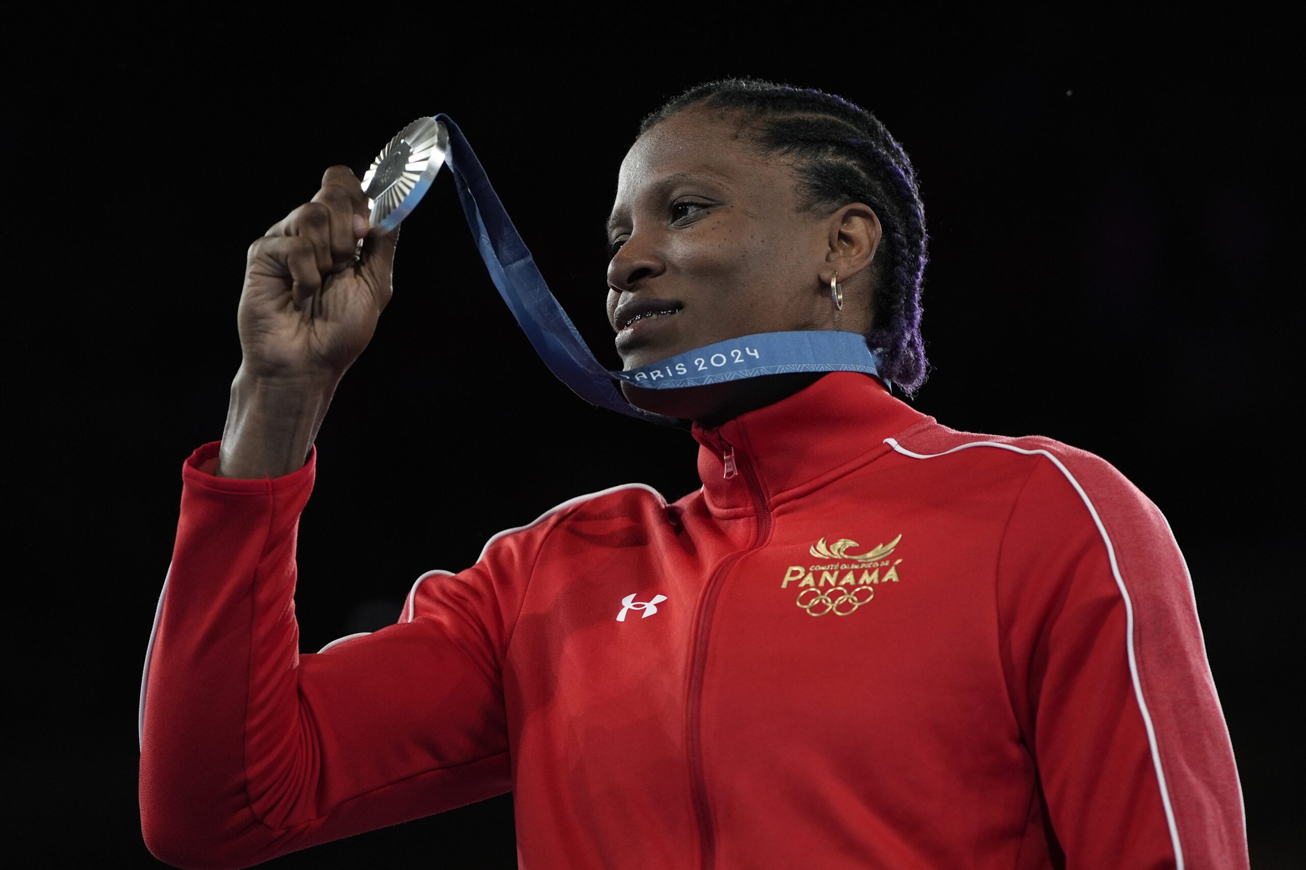 atheyna-bylon,-the-first-woman-from-panama-to-win-an-olympic-medal