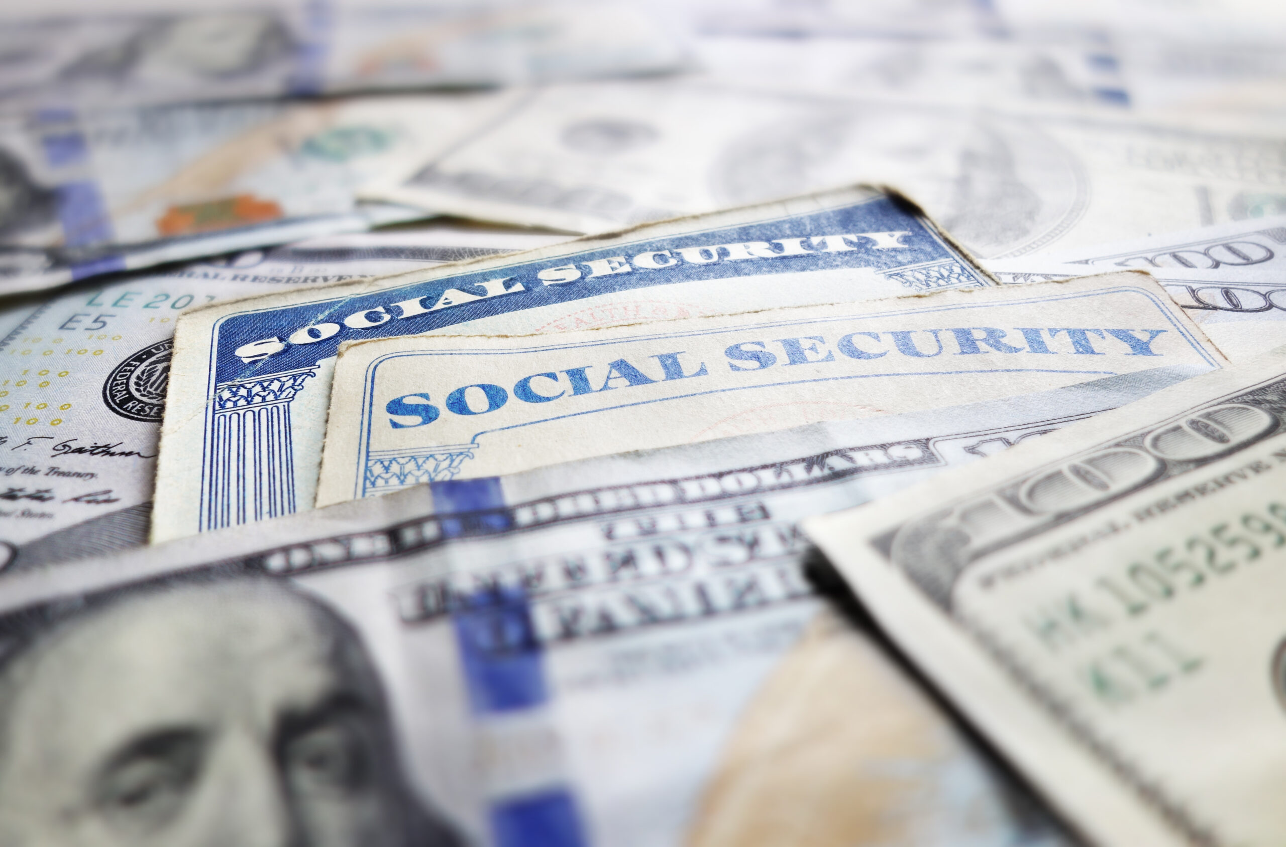 social-security-direct-deposit-for-$2,710-confirmed