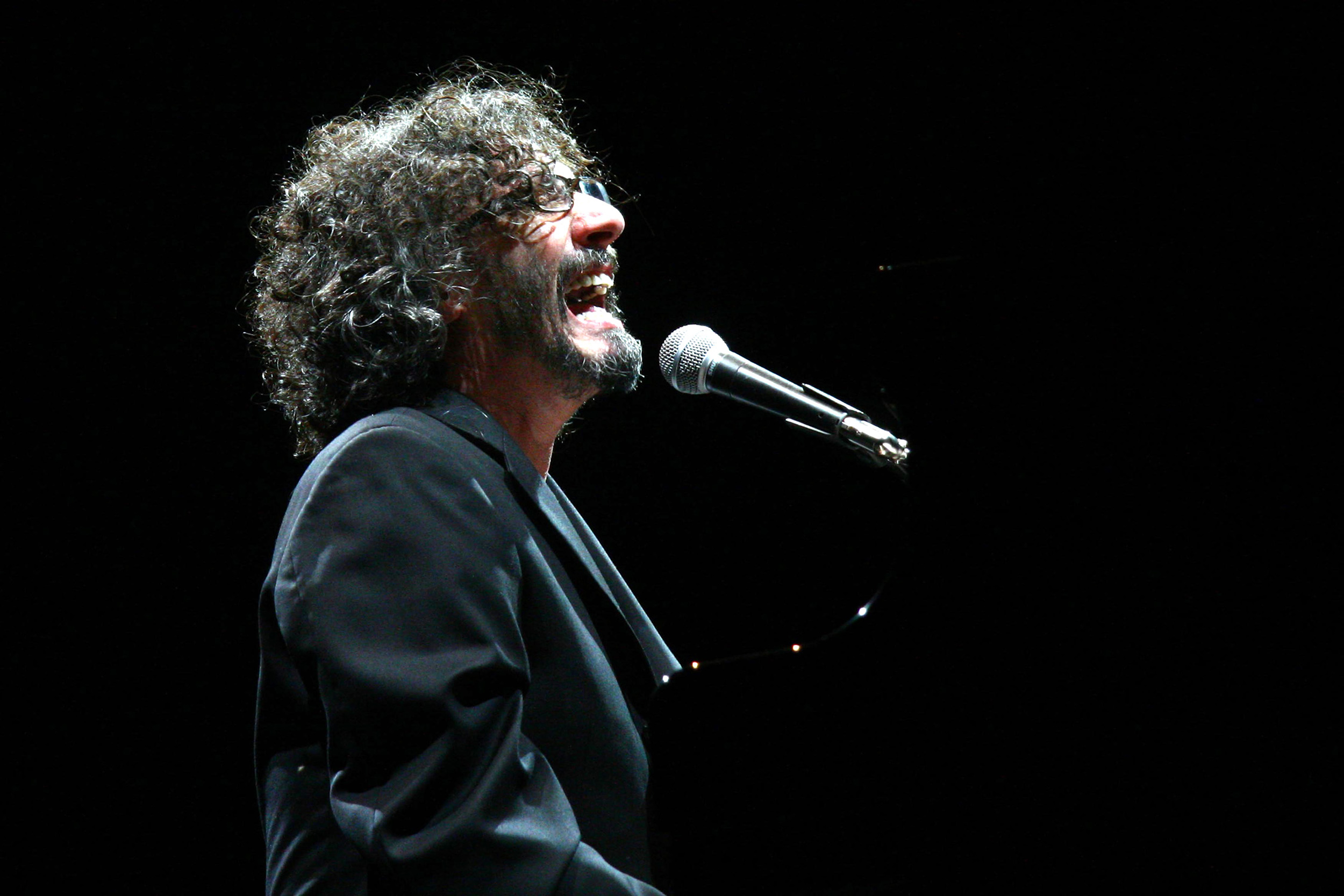 fito-paez-cancels-concerts-in-mexico-and-colombia-after-suffering-a-domestic-accident