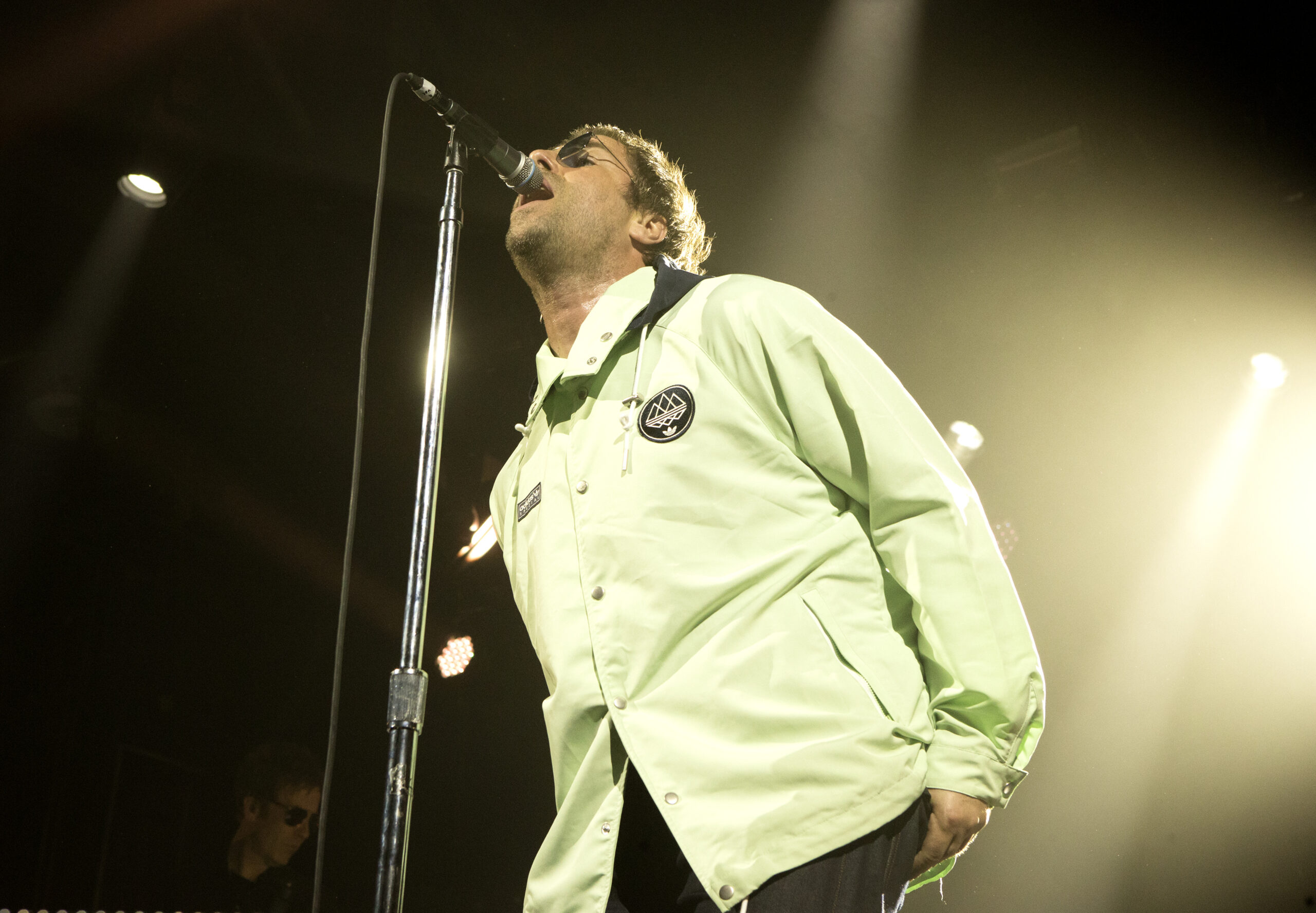 liam-gallagher-“shuts-down”-fan-who-criticised-oasis-show-ticket-sales