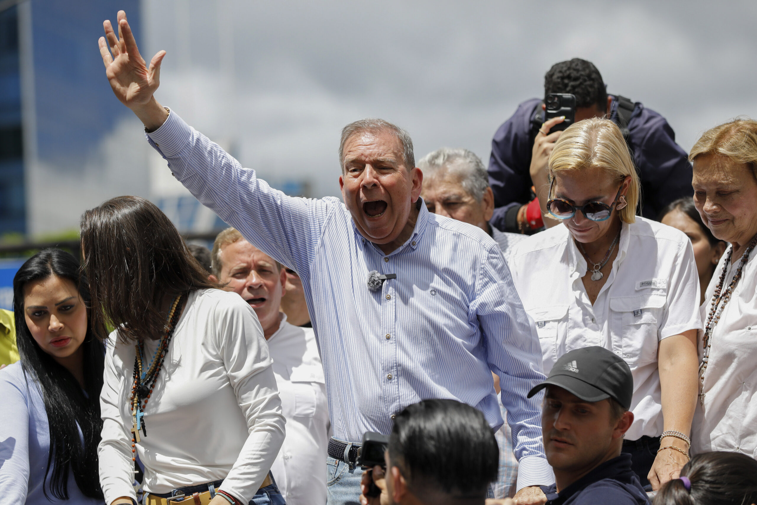 opposition-leader-edmundo-gonzalez-arrives-in-madrid-after-leaving-venezuela