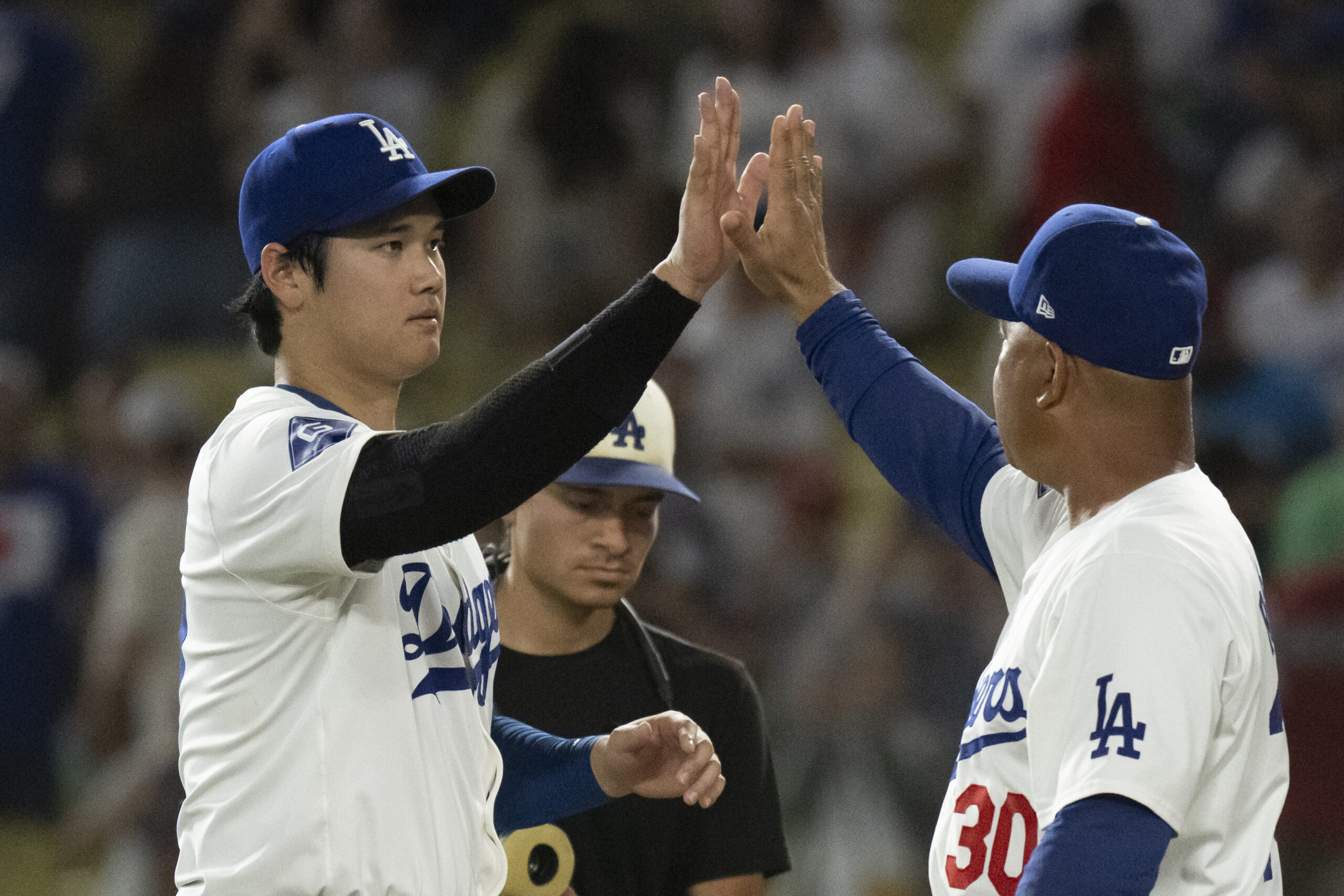 dodgers-manager-not-ruling-out-shohei-ohtani-for-possible-playoff-appearance-as-pitcher