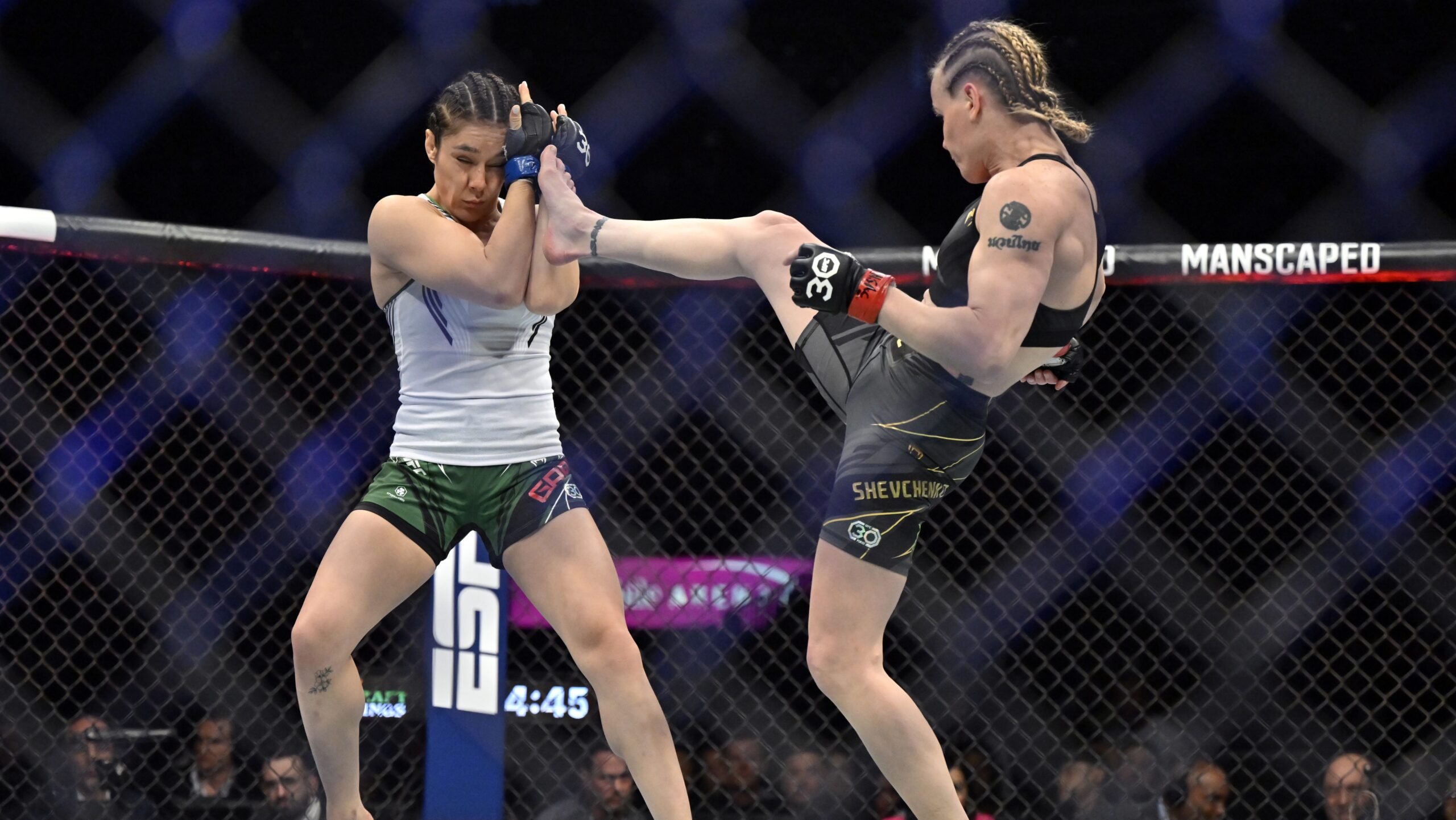 nothing-lasts-forever:-valentina-shevchenko-snatched-belt-from-alexa-grasso-at-ufc-306